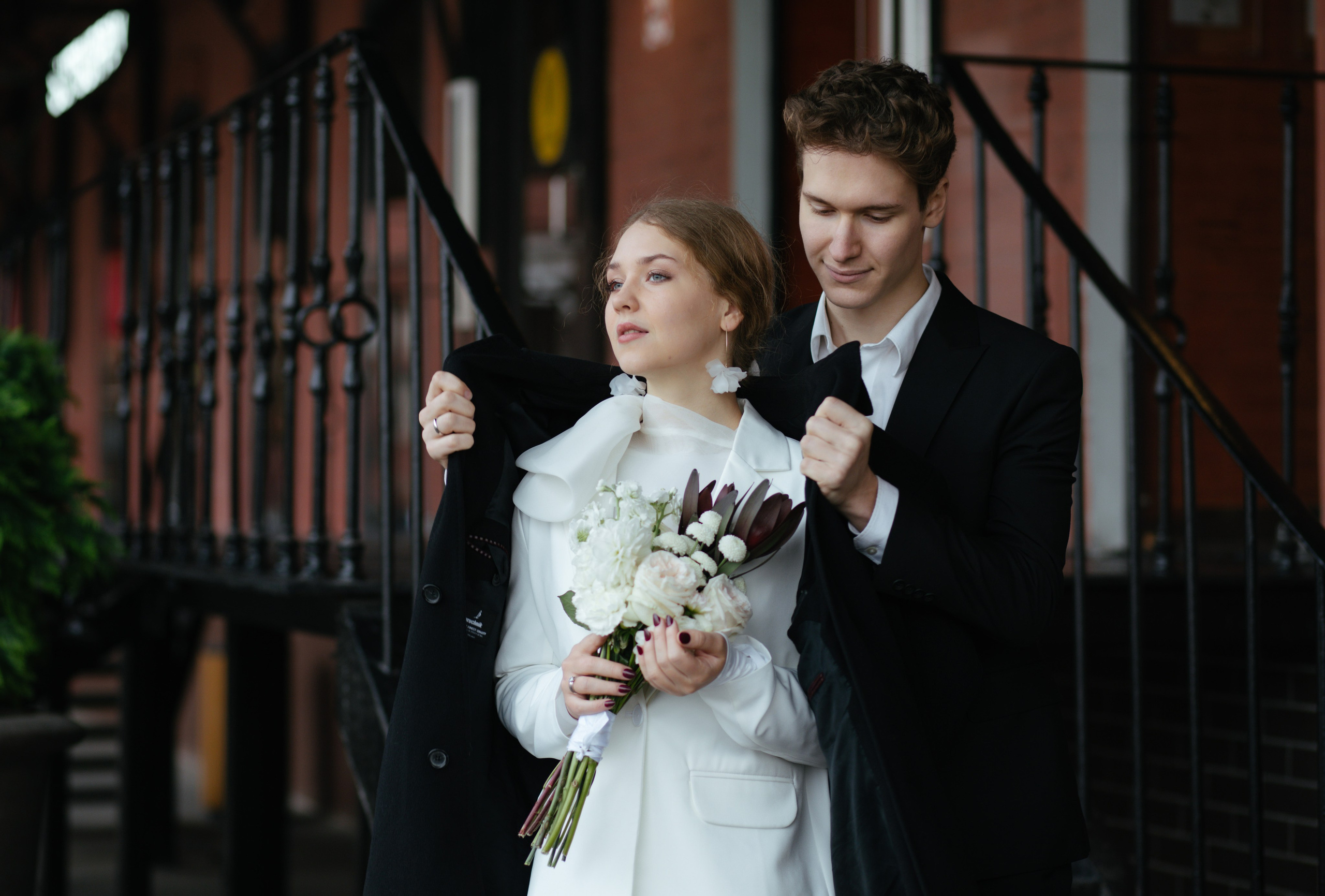 Таня и Егор. Городская прогулка. Свадебный фотограф Калуга Москва Диана Румянцева