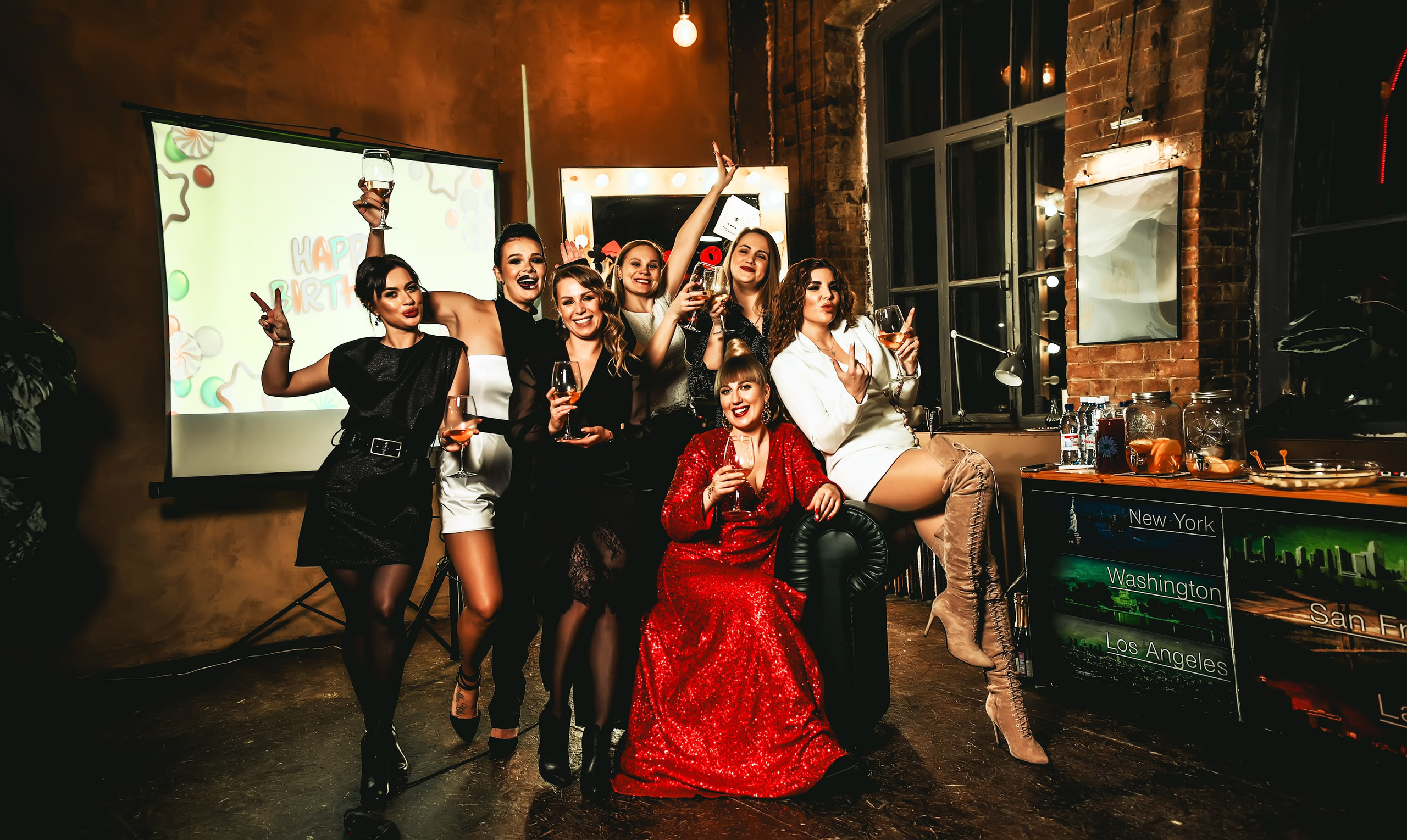 Тематическая вечеринка на юбилей 35 лет. Свадебный, семейный, детский, контент фотограф в Омске Максим Ильин