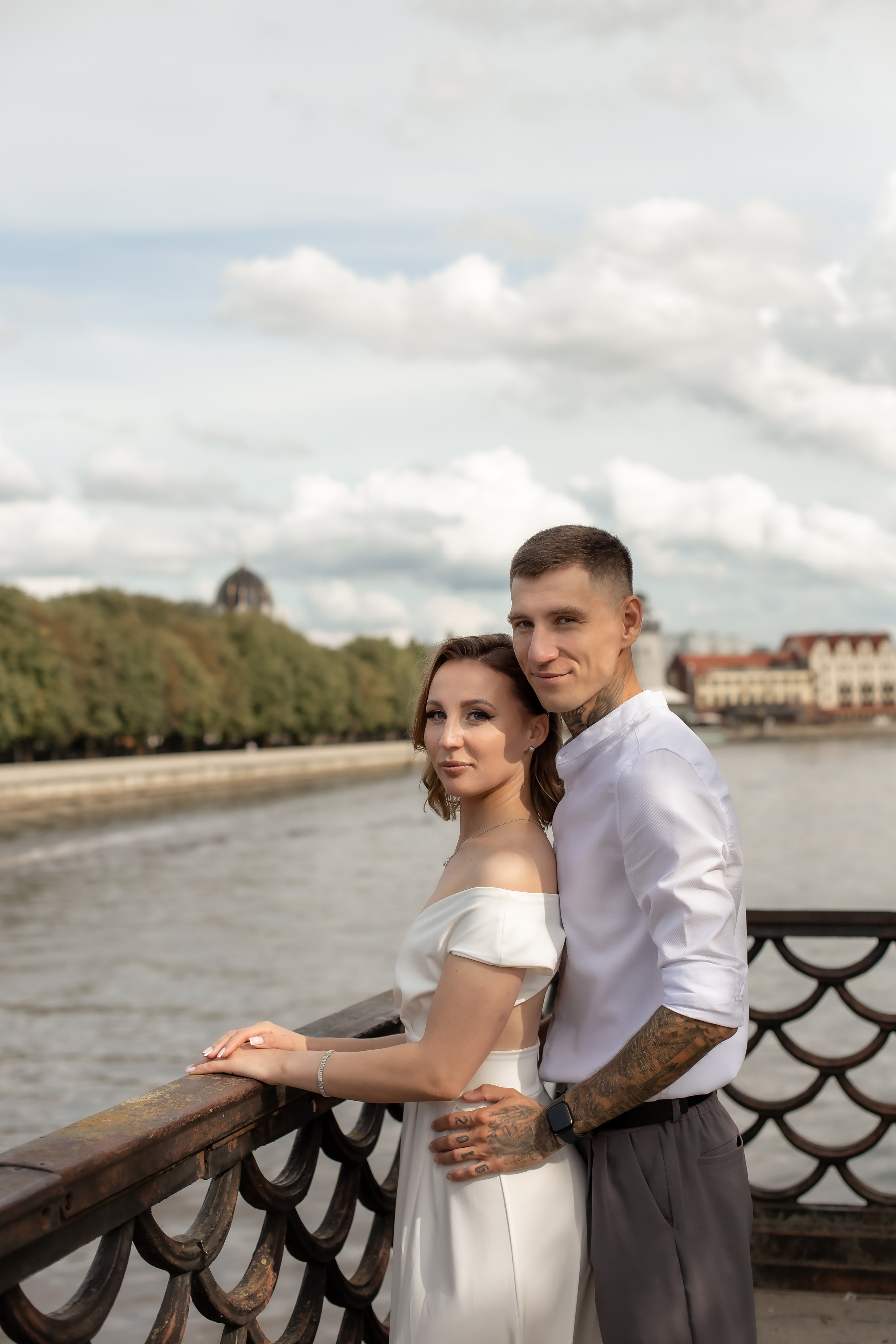 Саша и Вика. Биржевой сквер. Фотограф в Калининграде Решетникова Алина