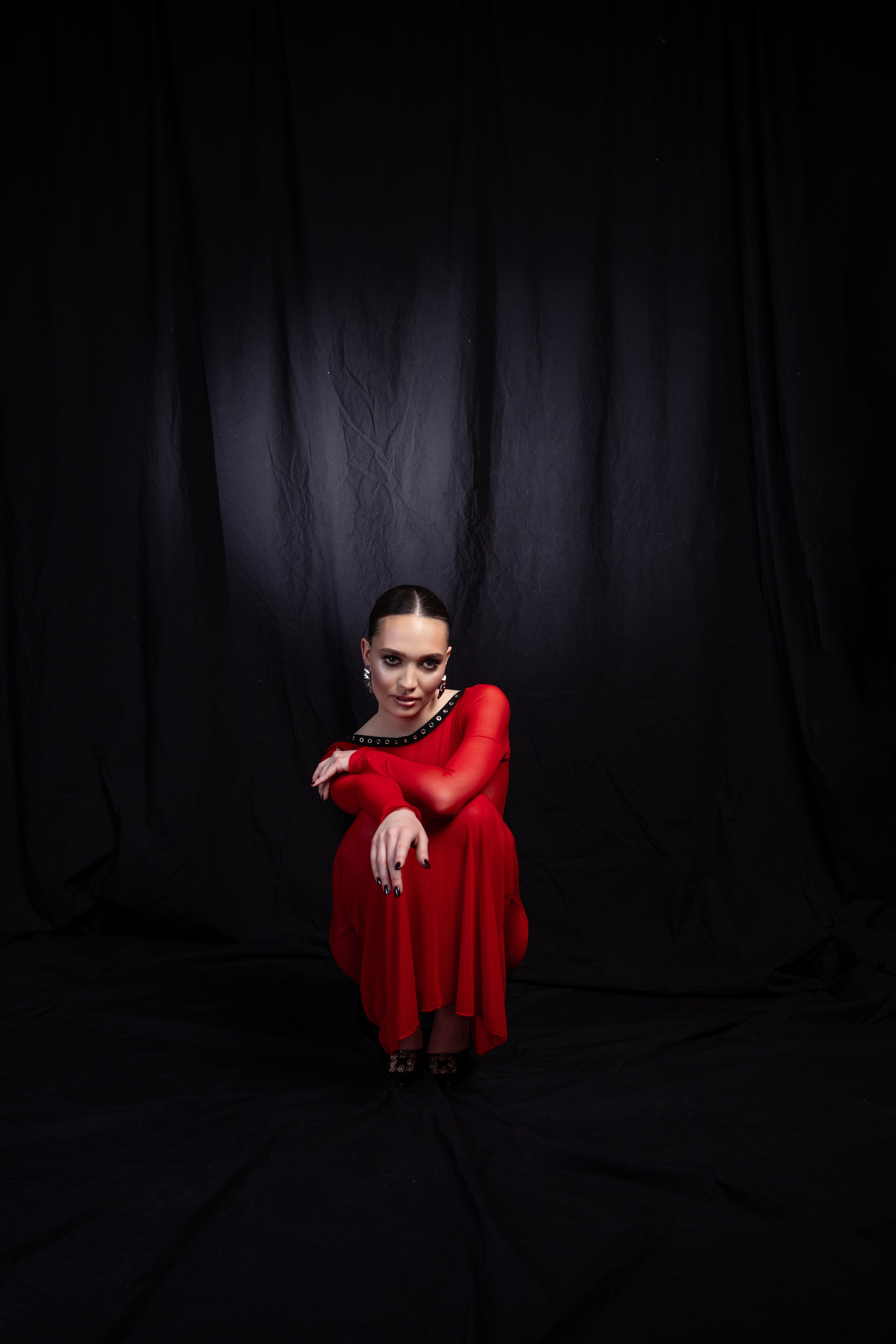 Красное платье. Валентина Похомова — профессиональный фотограф в Екатеринбурге