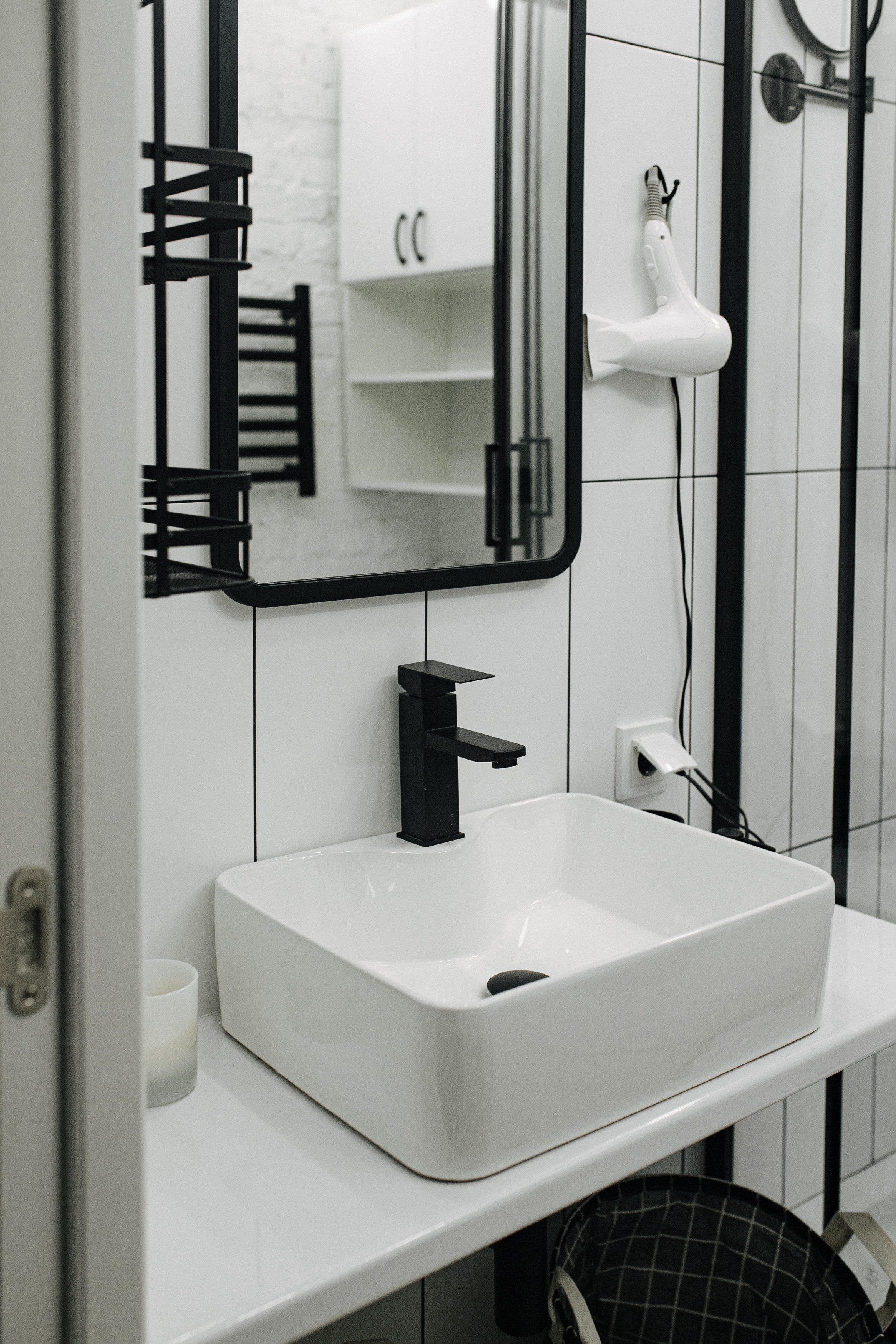 ЧБ лофт 28 кв. м. Фотограф Оля Батист