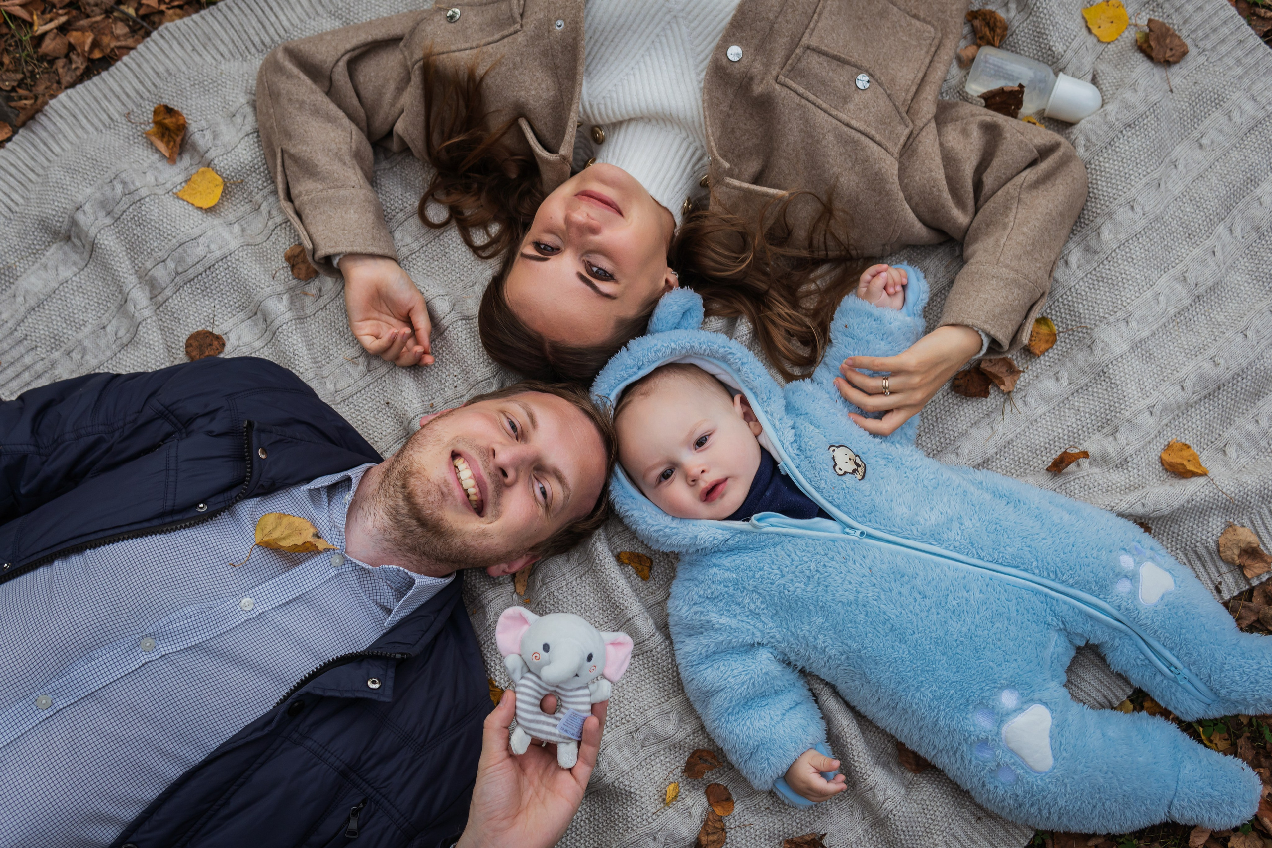 Ольга с семьёй в ЦПКиО. Портретный, репортажный и свадебный фотограф в Екатеринбурге Денис Южаков
