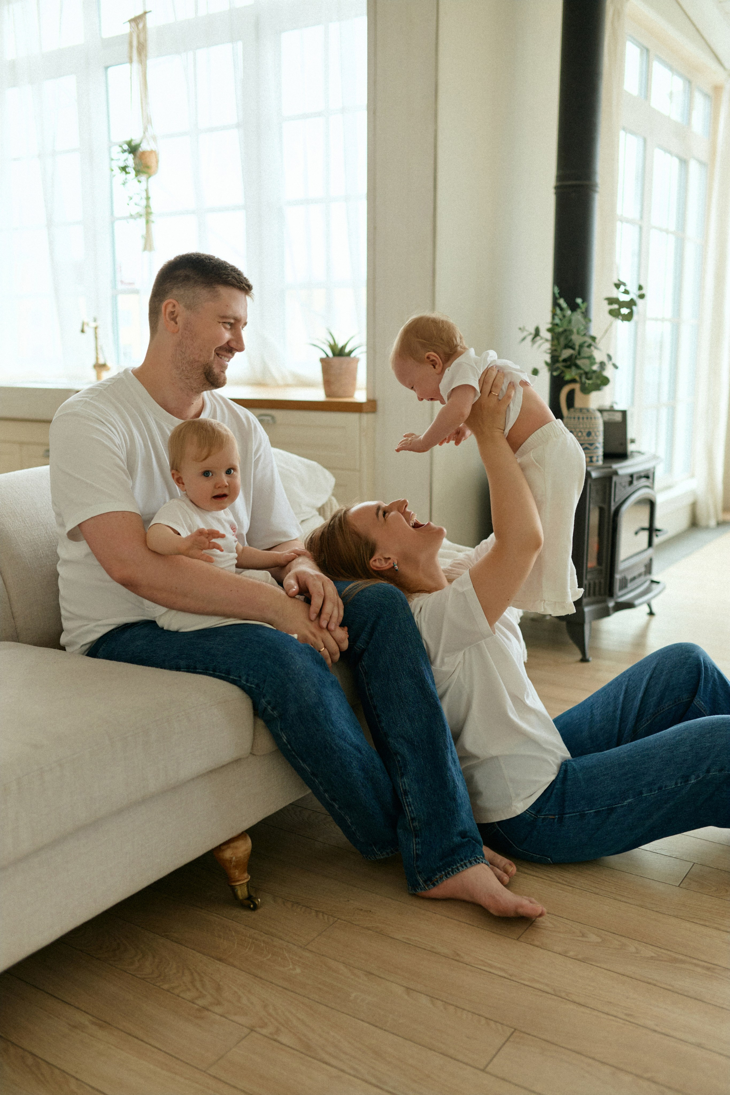 Близняшки. Сестры Карабаза. Фотографы и ретушеры в Москве и Санкт-Петербурге
