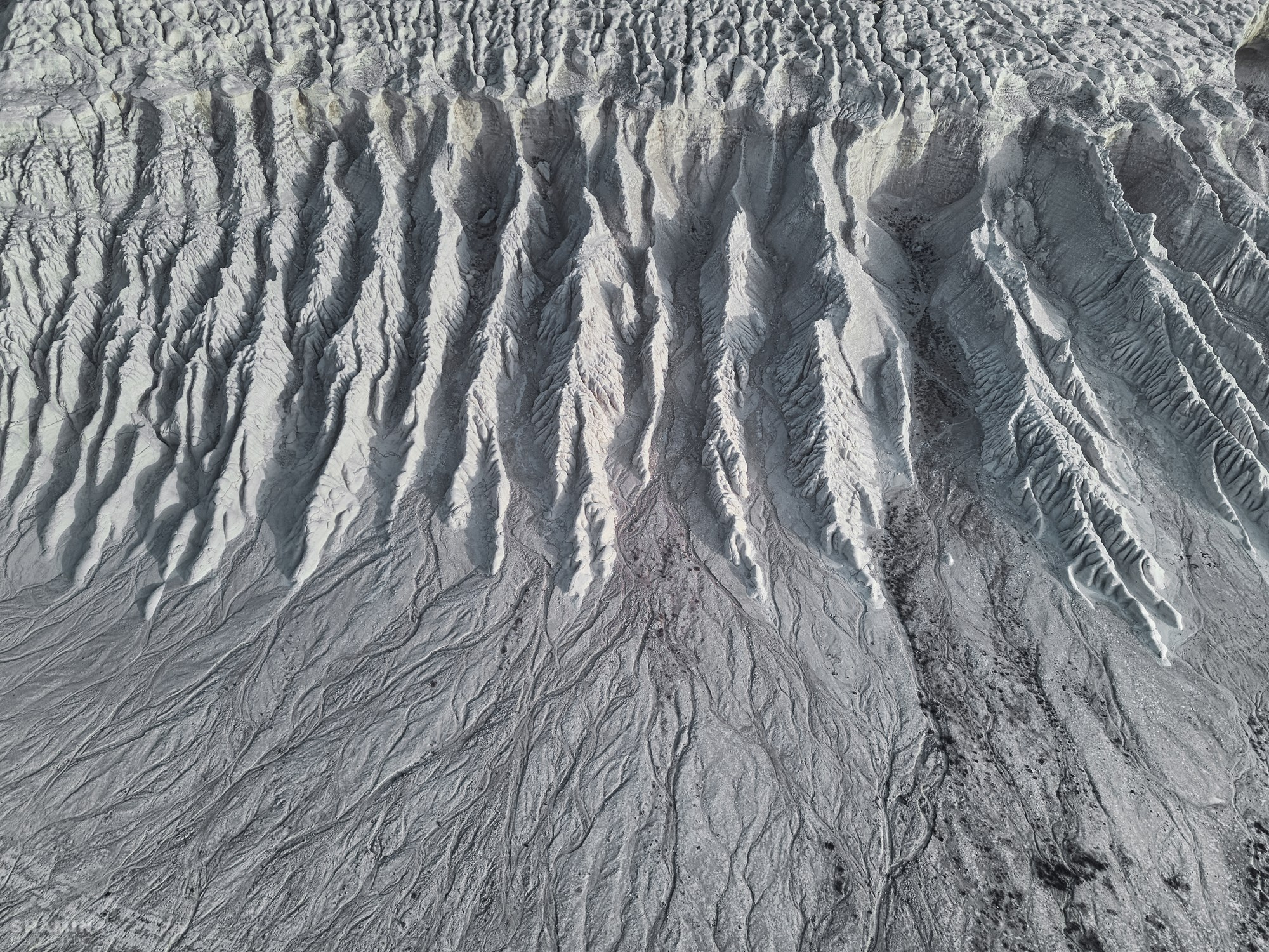 Пейзажи Казахстана и Мангистау — плато Устюрт, урочище Бозжыра, степи и каньоны западного Казахстана. Свет, тишина и контрасты пустынных ландшафтов. Фотограф Константин Шамин