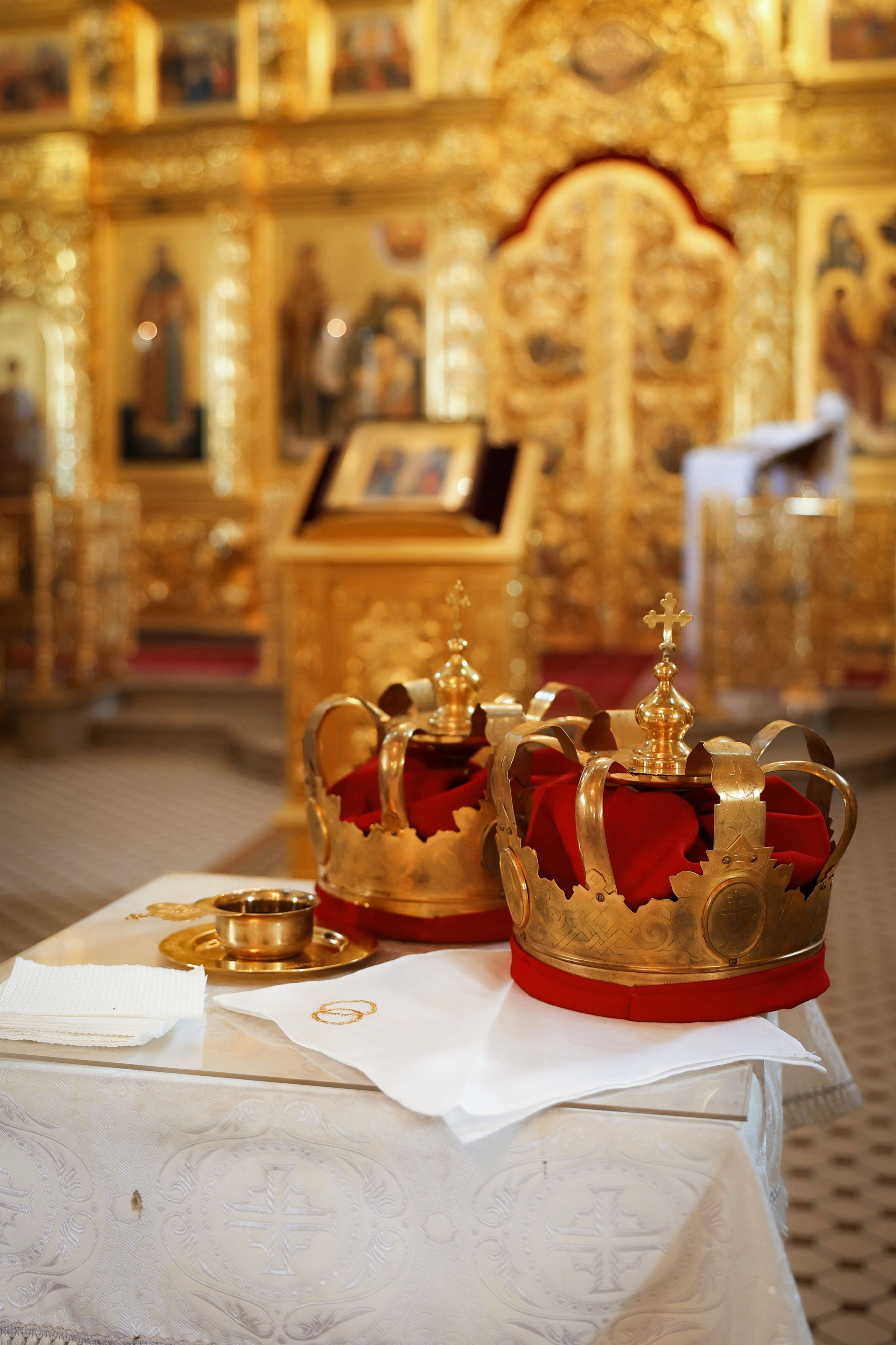 Таинства Венчания и Крещения. She-iren.wfolio.pro