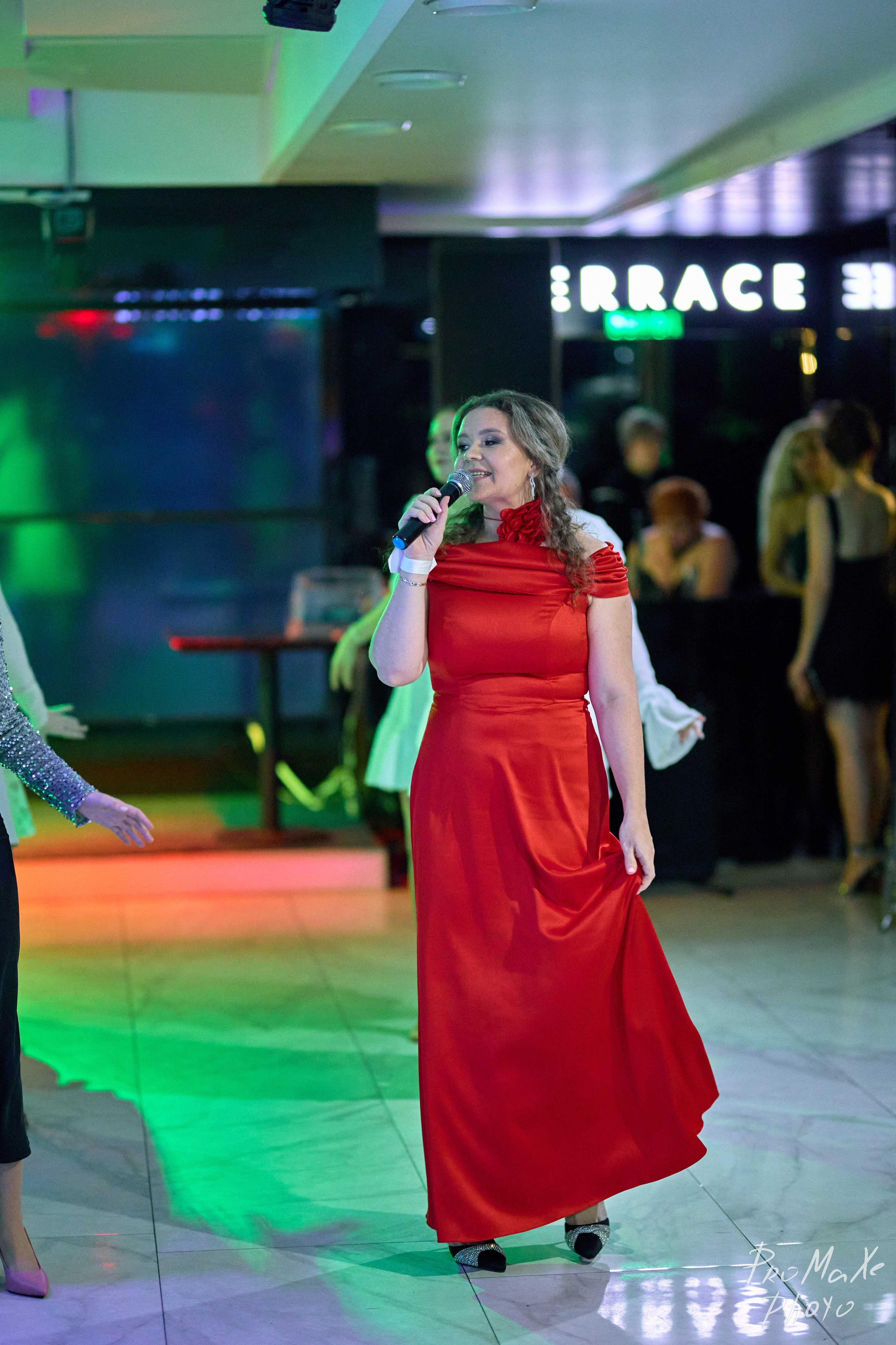 Зал КРАСА МАСС-МЕДИА ЧУВАШИИ. Владимир Суздалов (ProMaXe) — Портретный фотограф, тематические фотосессии в Чебоксарах