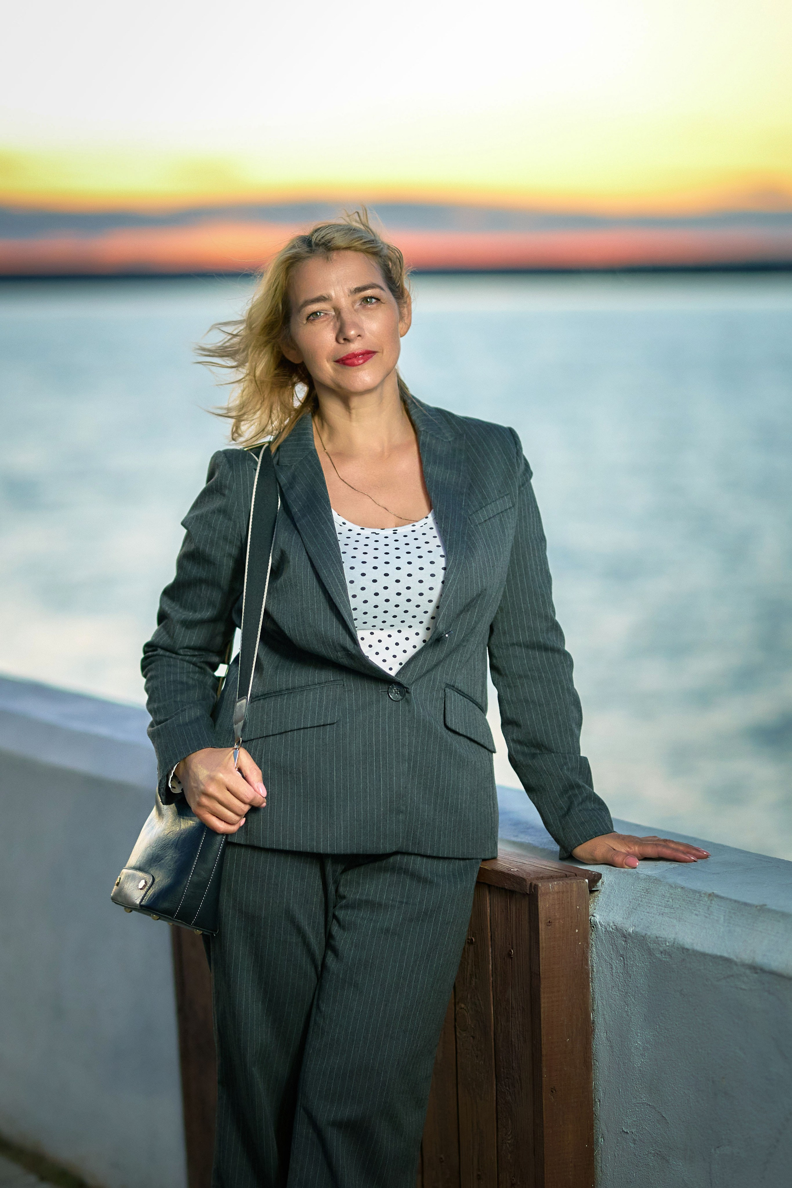 Прогулочная фотосессия по вечерним Чебоксарам, набережная, Чувашия. Владимир Суздалов (ProMaXe) — Портретный фотограф, тематические фотосессии в Чебоксарах