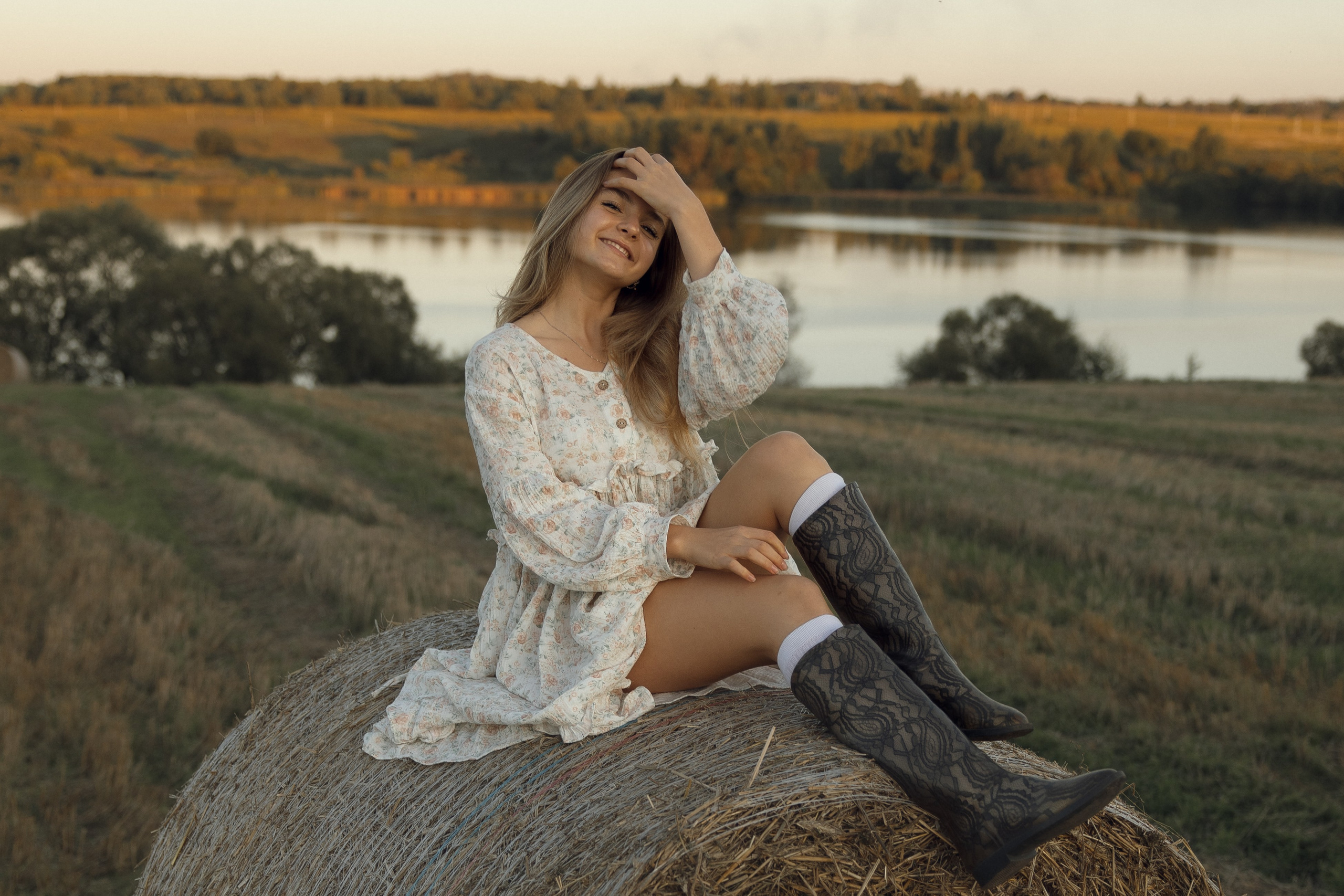 Поле. Мама и дочка. Семейный фотограф в городе Тула Любовь Сабирова