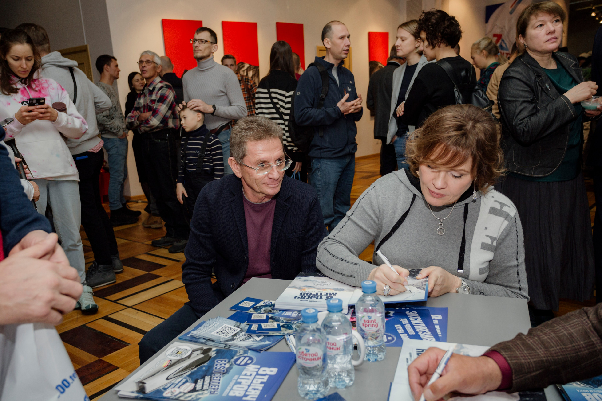 Презентация книги Аллы Мишиной. Деловая и Бизнес съемка в  Москве Инесса Грушко