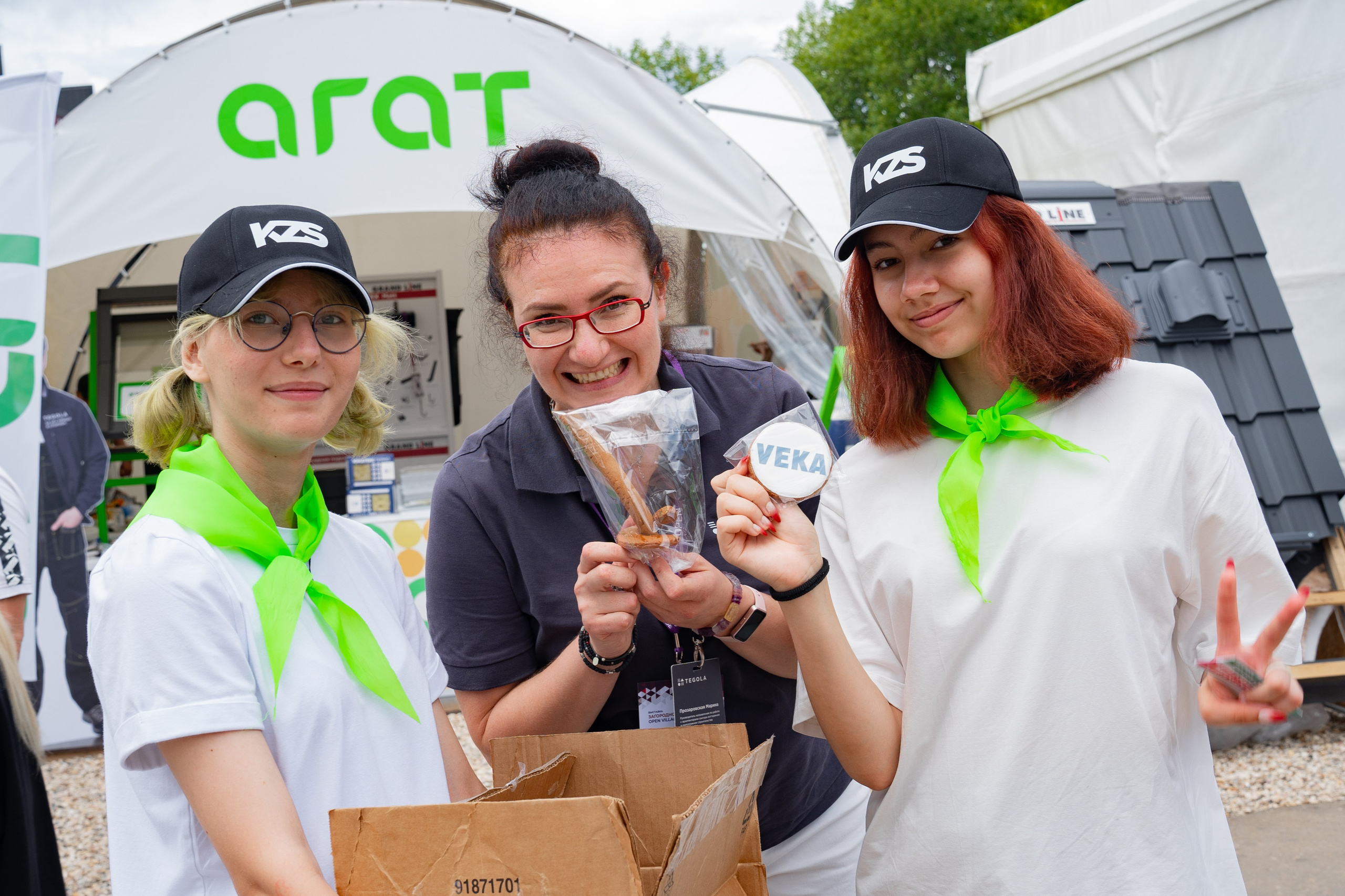 Выставка коттеджных домов Open Village. Фото / Видеосъемка в Москве