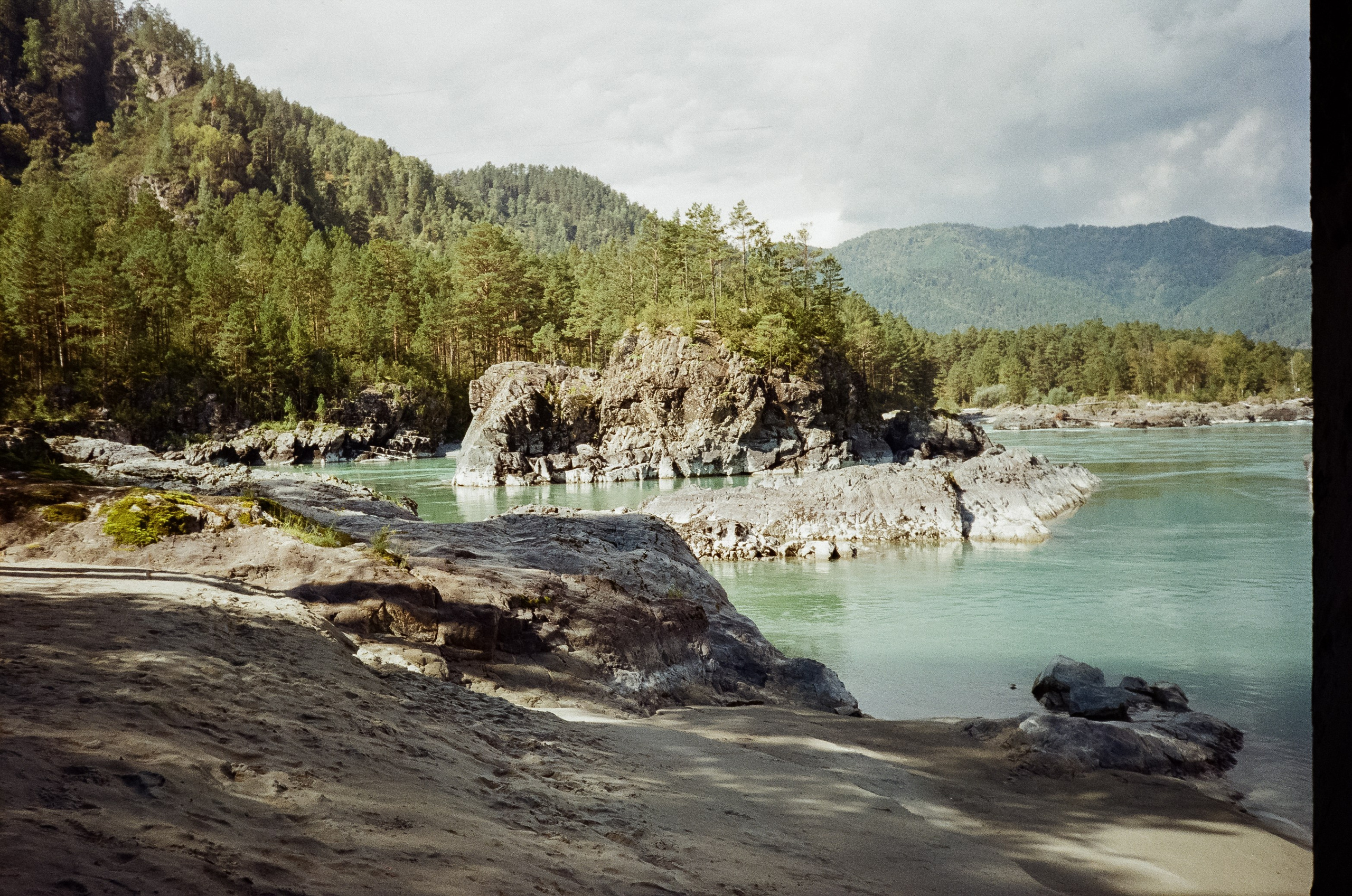 Кедровый остров. Бирюзовая Катунь. Фотограф-документалист Мария Осокина