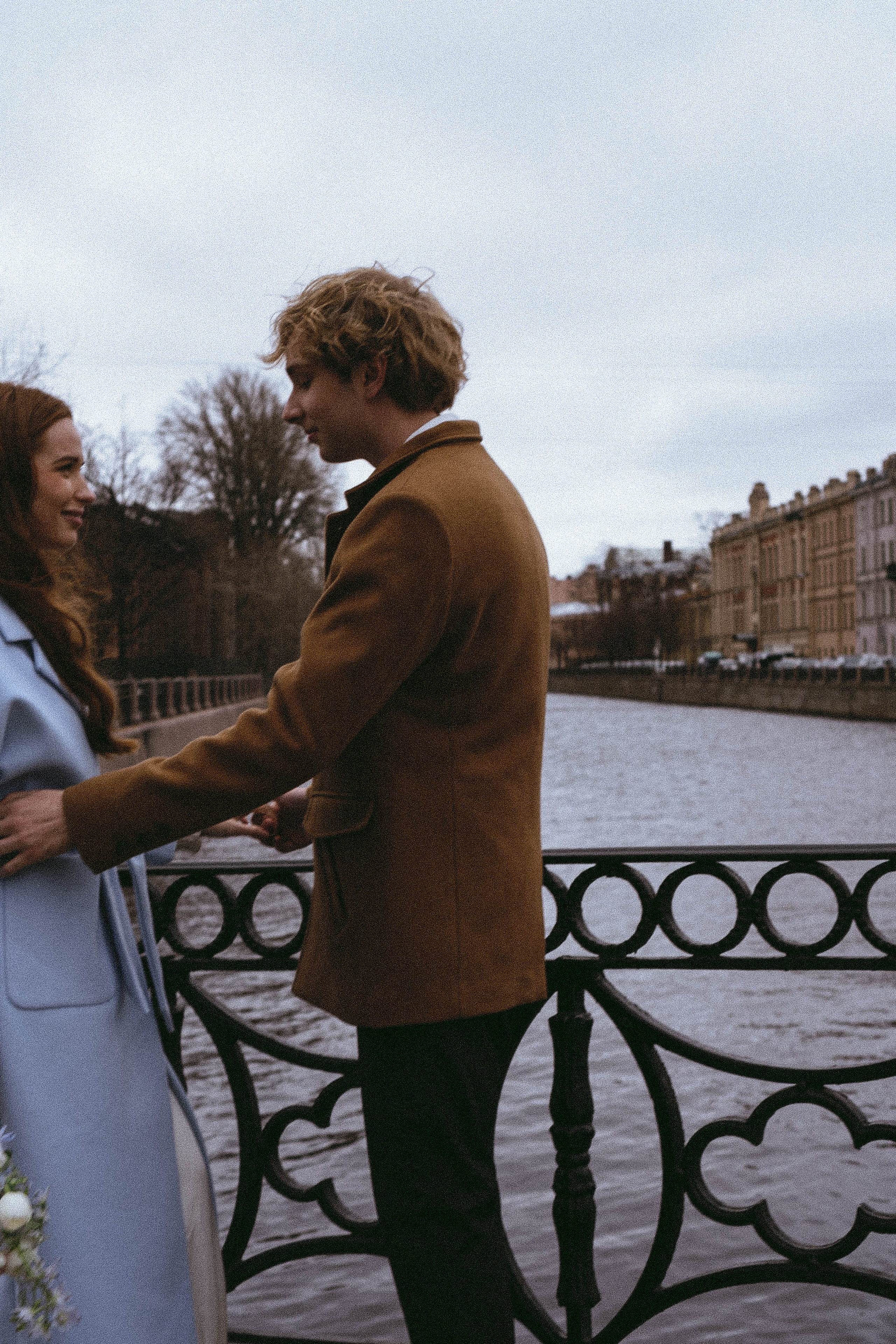 СВАДЕБНАЯ ПРОГУЛКА ПО ПЕТРОГРАДКЕ ВЕСНОЙ (ФОТОСЕССИИЯ ПАРЫ СВАДЕБНАЯ). Профессиональный фотограф, Санкт-Петербург — Виктория Богомолова