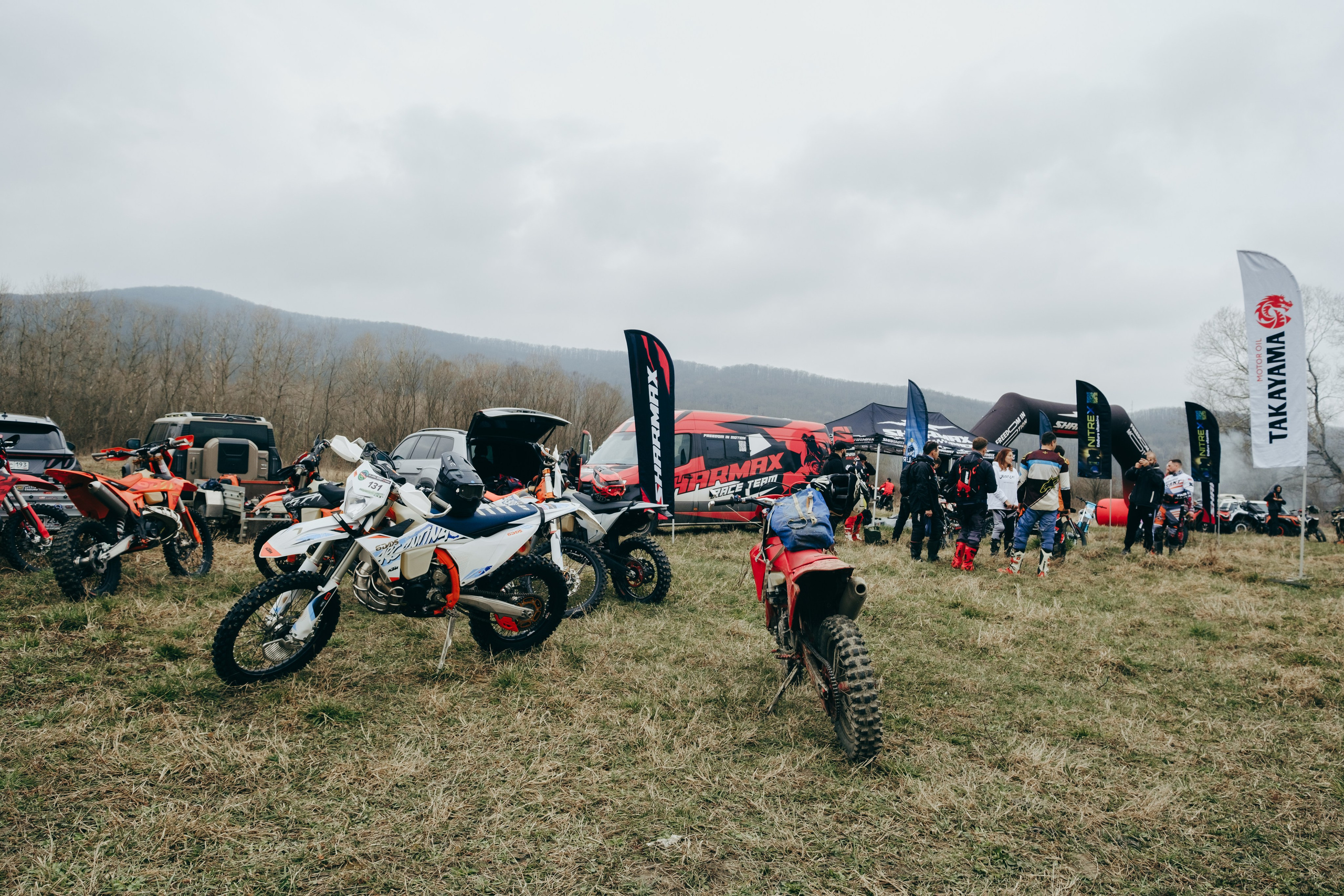 Эндуро Фест от Shamax Motors (Краснодар). Свадебный фотограф Денис Ожигин в Краснодаре и крае. Эмоциональная и стильная съемка вашего дня