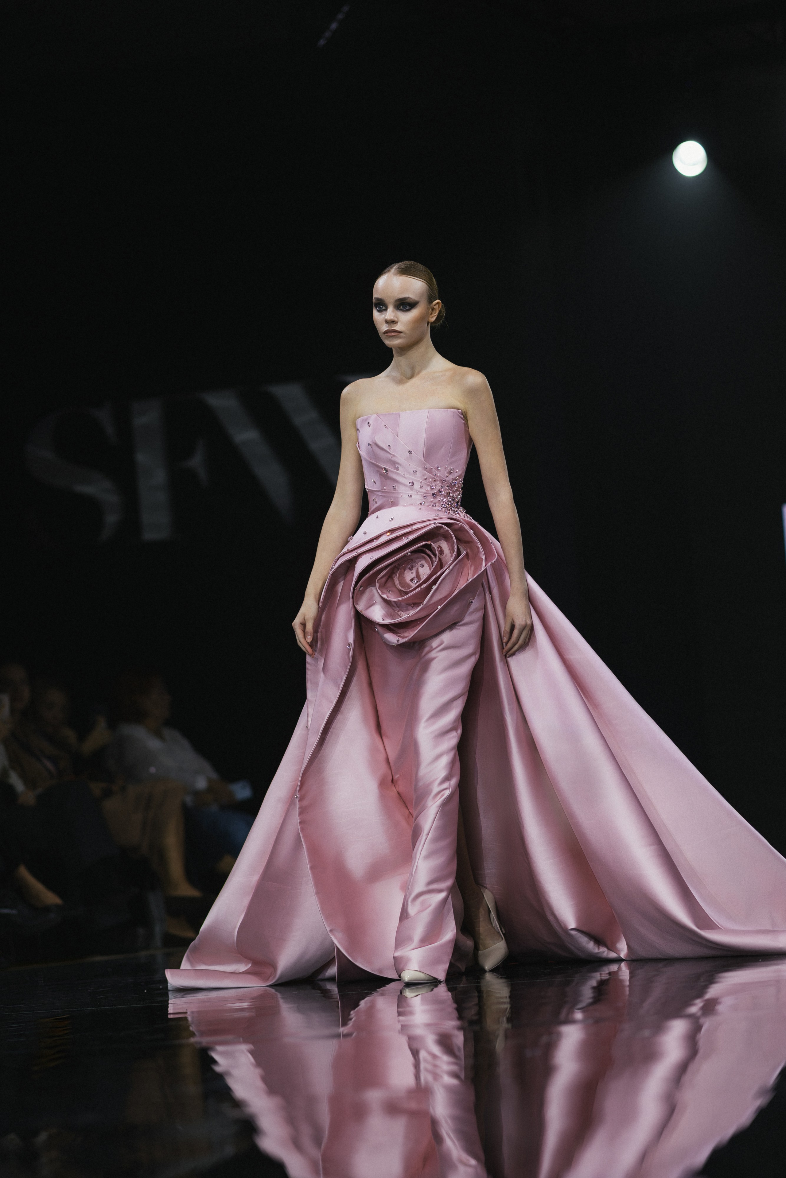 Catwalk. ProVizArt
