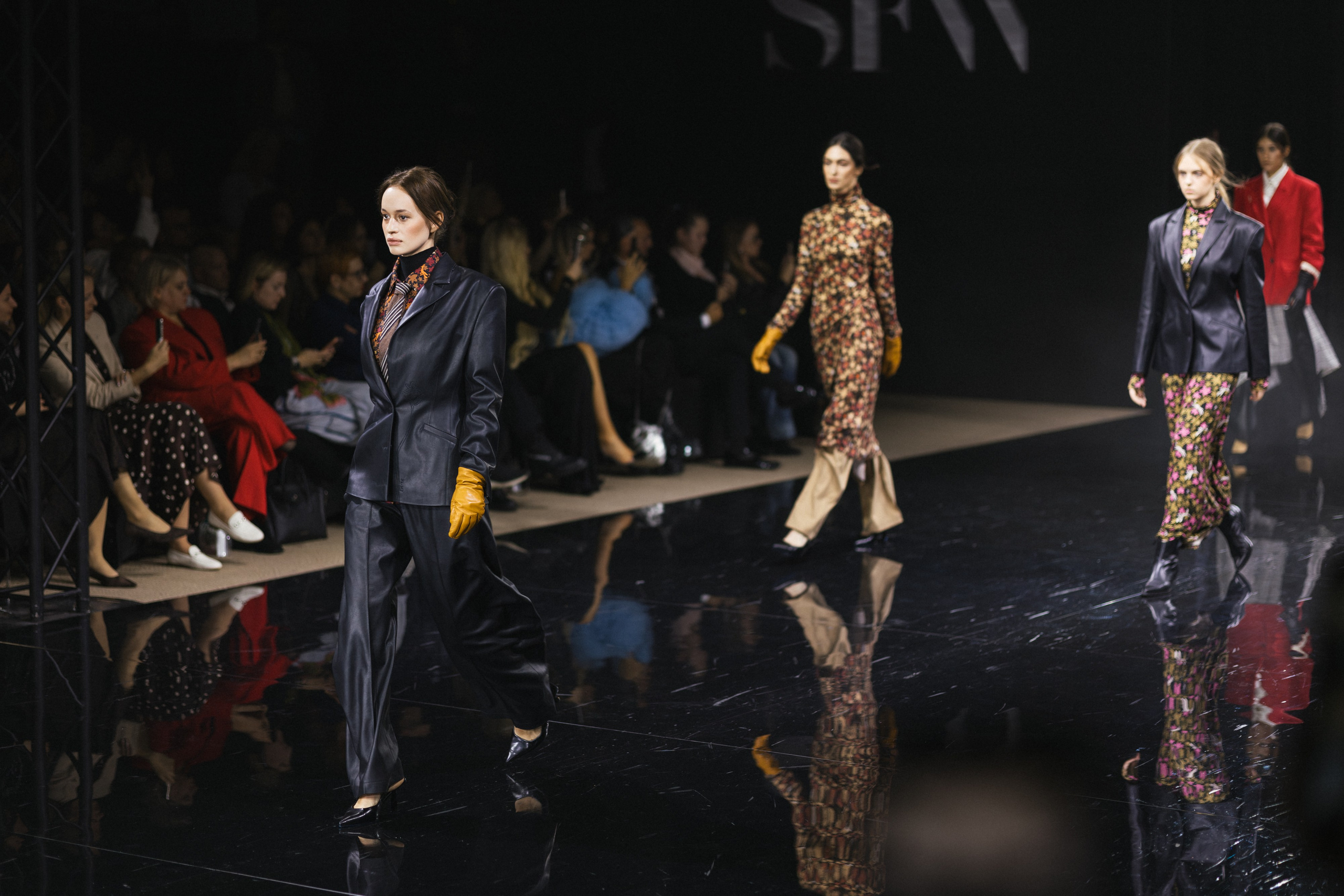 Catwalk. ProVizArt