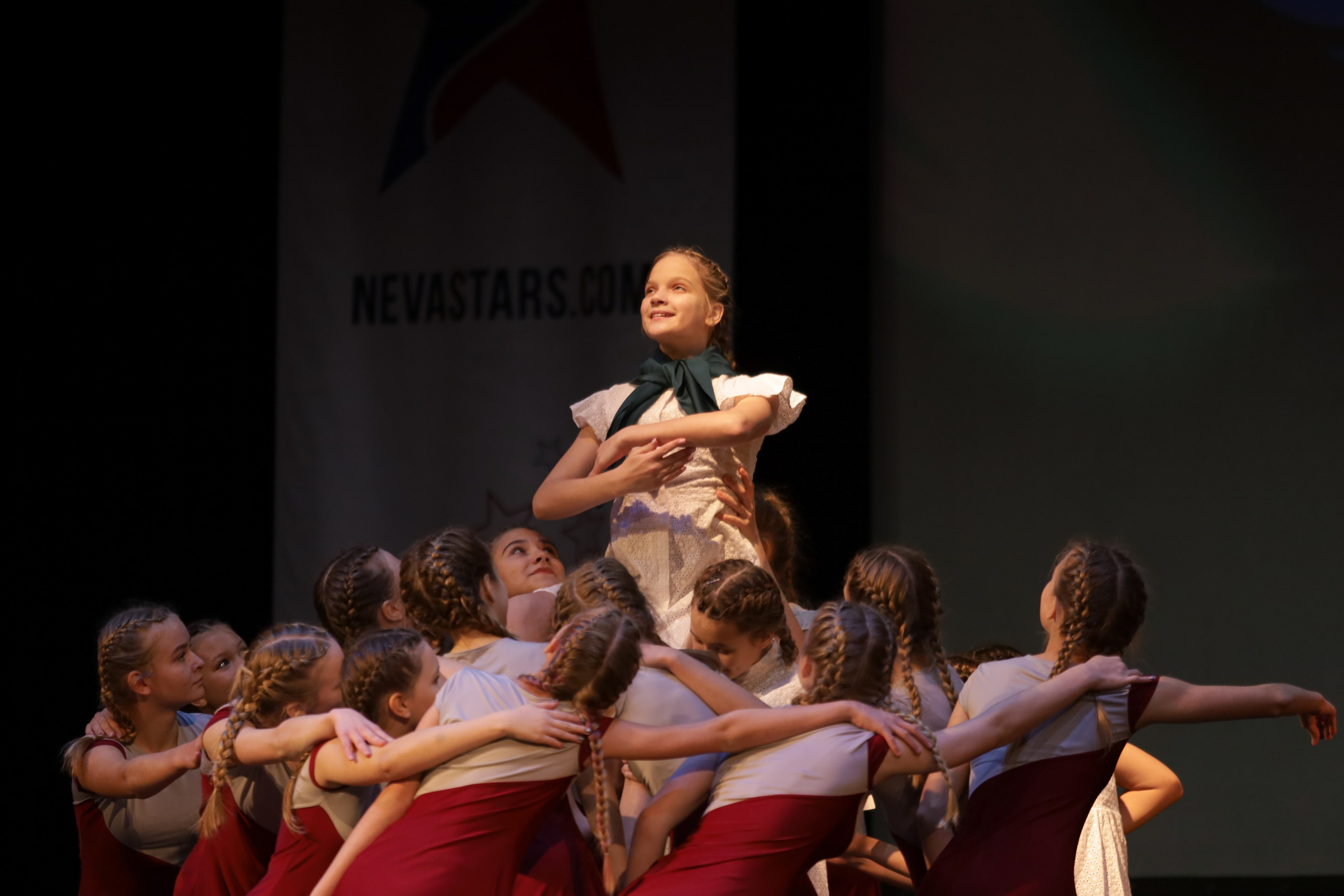 Невские Звезды. Портретный Фотограф Александр «Konevtsoph» В Санкт-Петербурге