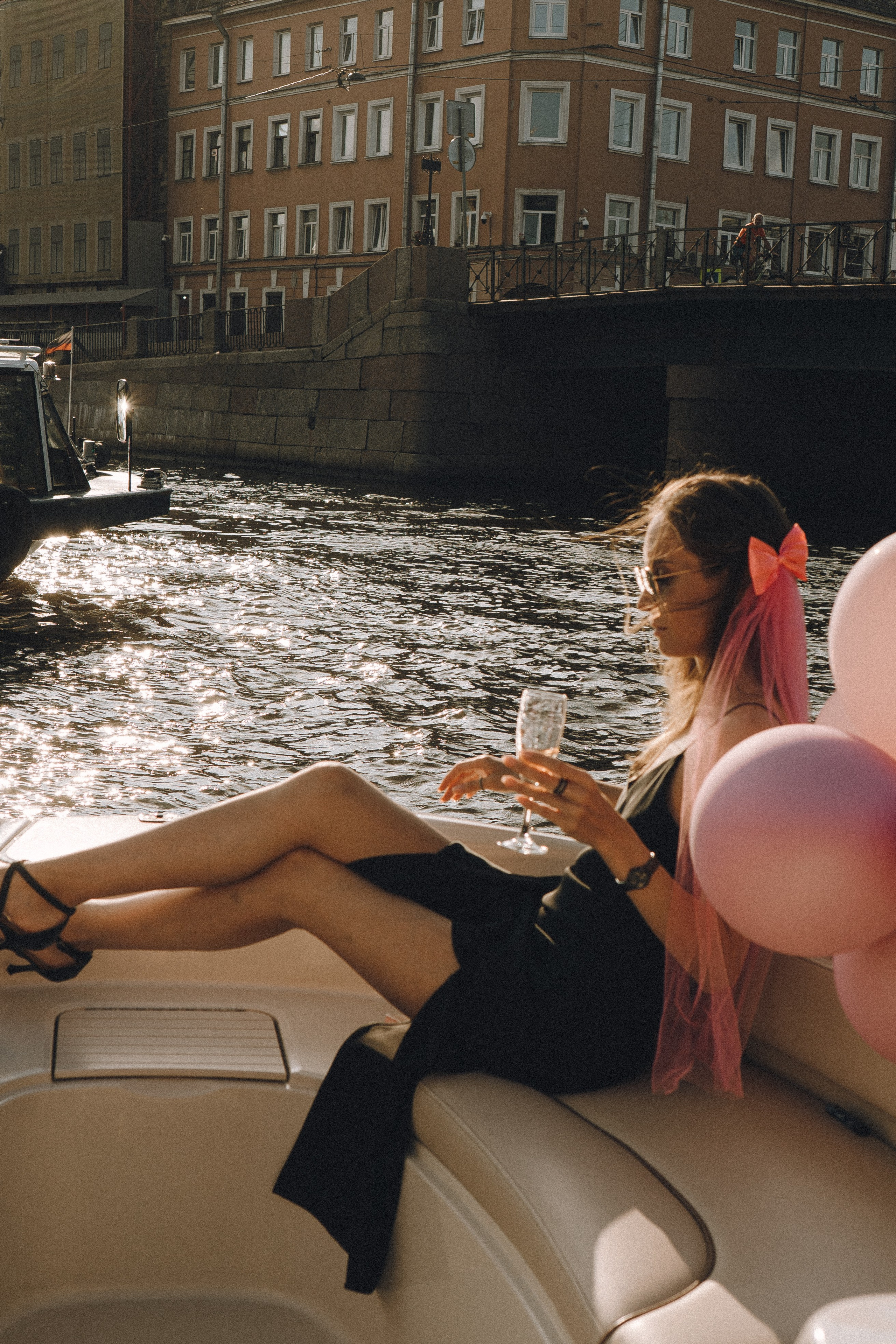 ДЕВИЧНИК НА КАТЕРЕ. Профессиональный фотограф, Санкт-Петербург — Виктория Богомолова