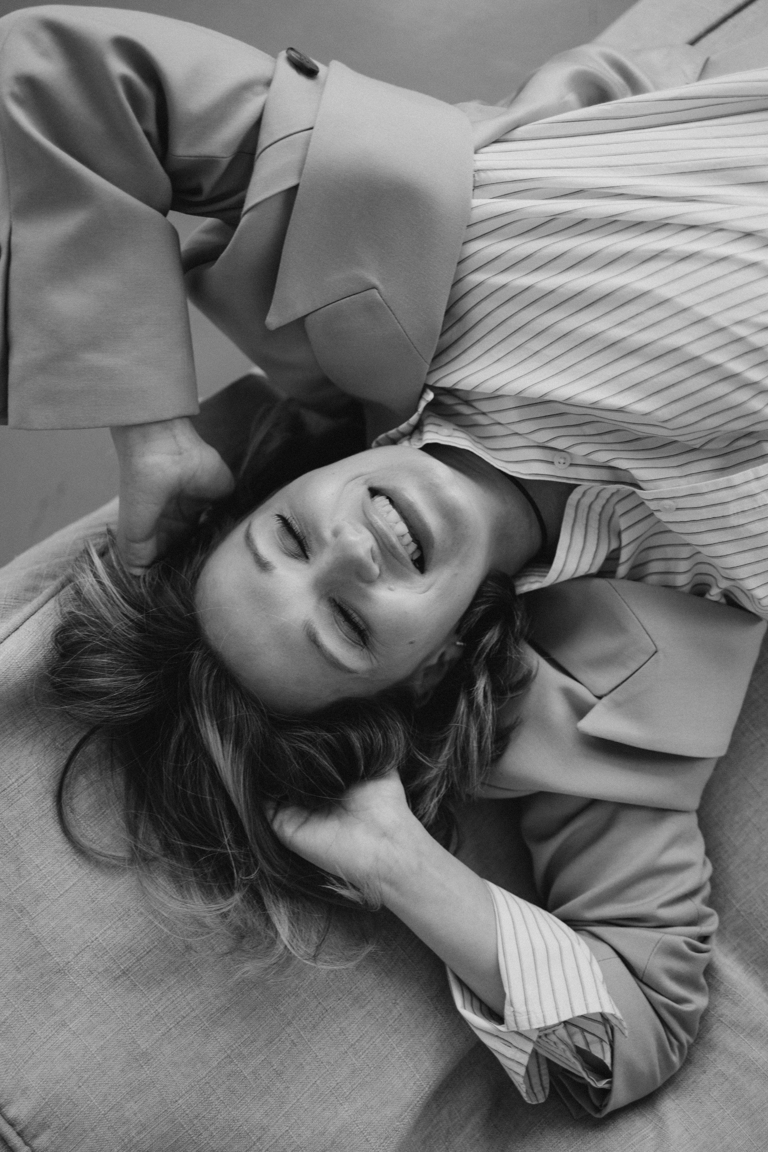 Ира и Рома и тойтерьер Оливия. Фотограф Артем Бросов в Санкт-Петербурге и Дубае