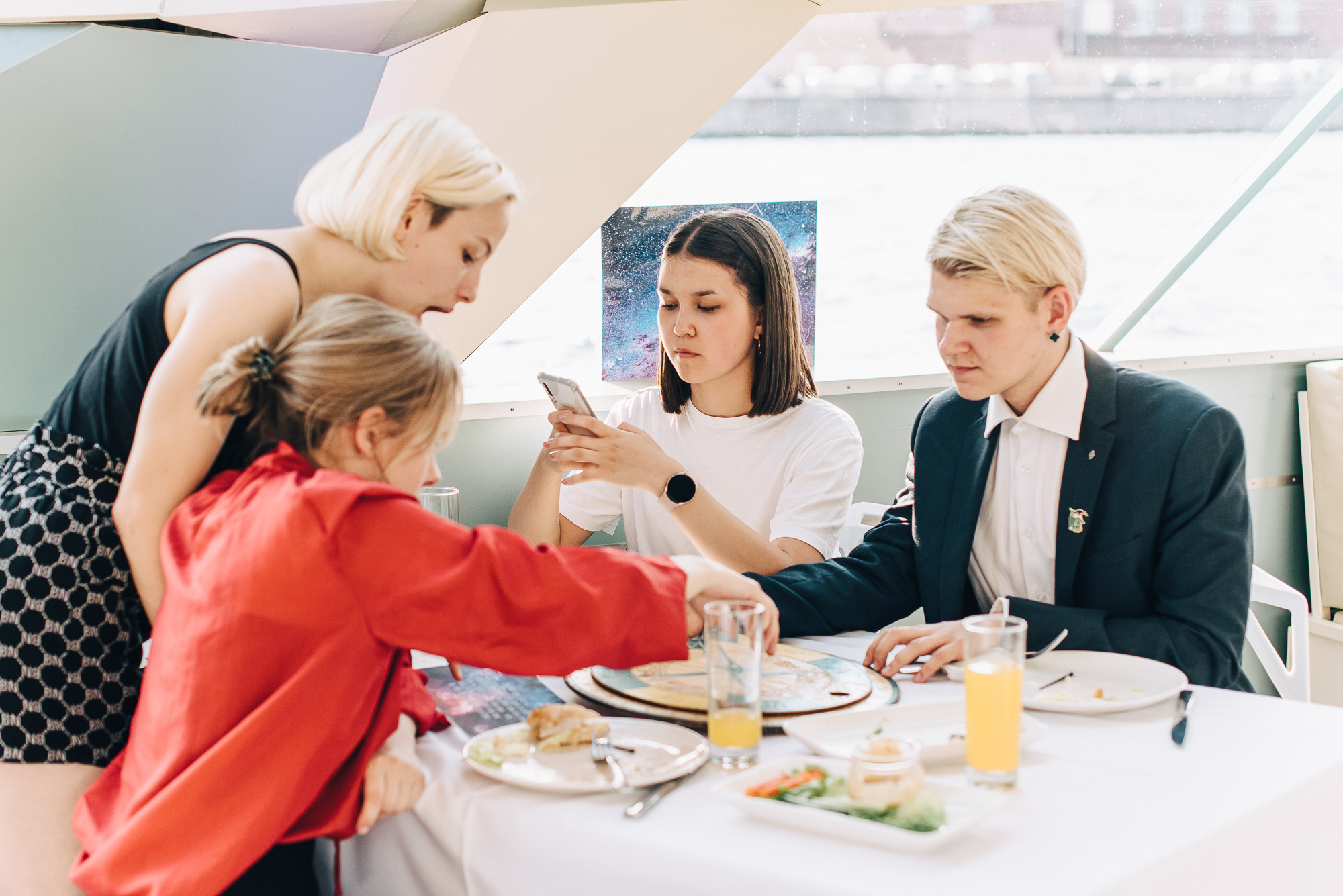 Выпускники 2022. Фотограф Денис Неместо, портрет, репортаж