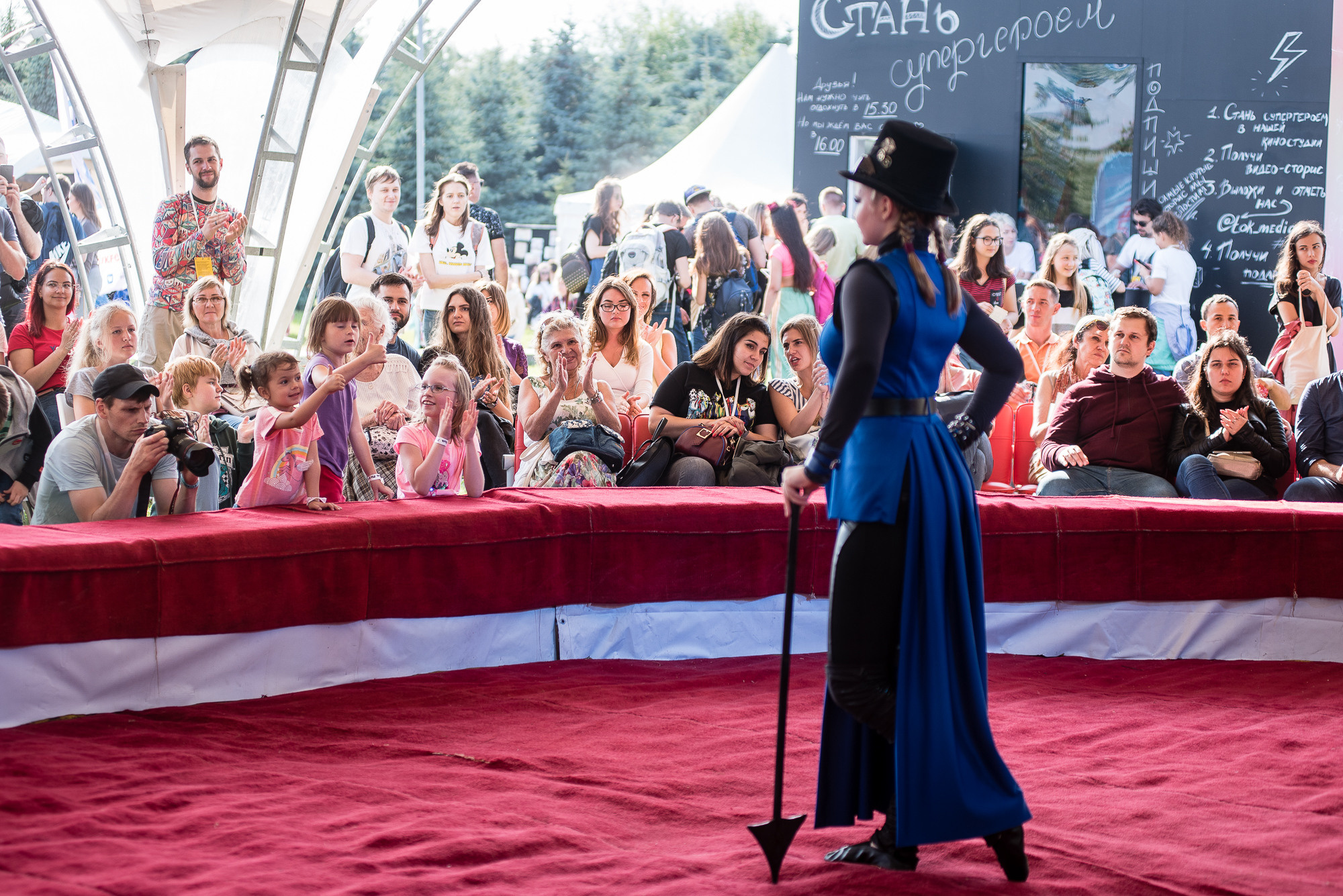 VK Fest 2019. Фотограф Денис Неместо, портрет, репортаж