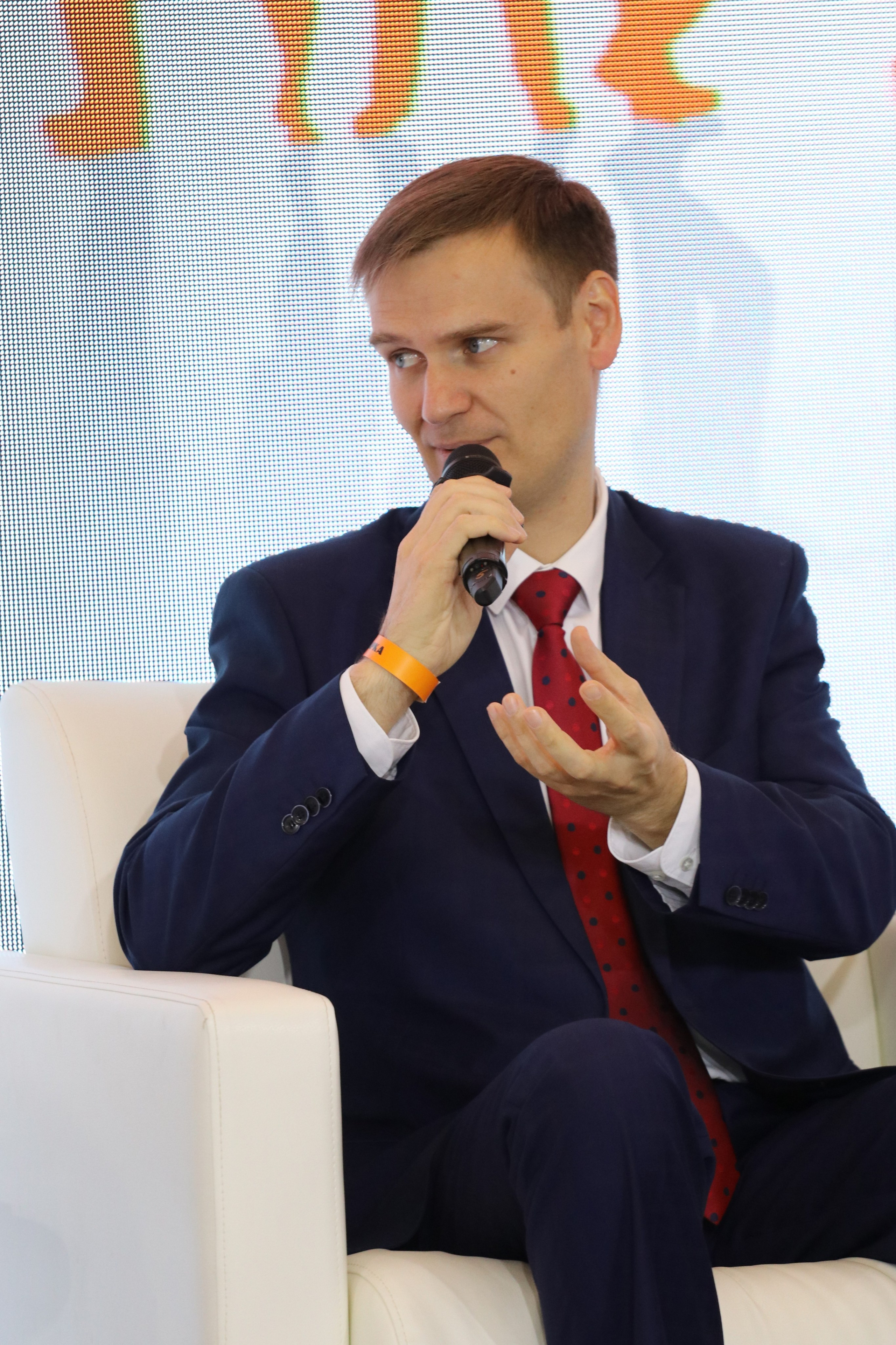 Репортаж со всех сторон. Фотограф в Санкт-Петербурге Анна Сосновская