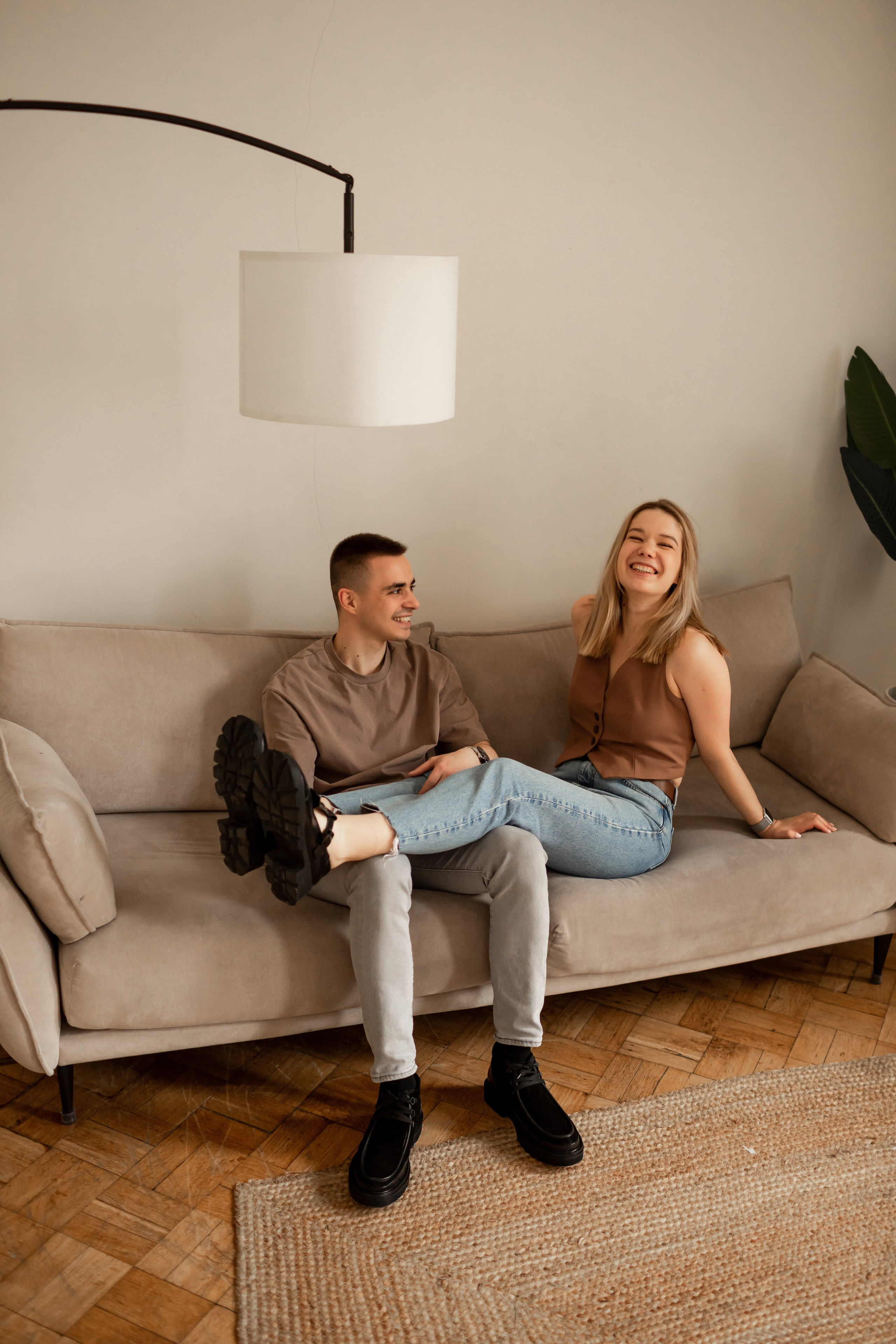 Семья Фурсал. Отрыв в студии. Свадебный фотограф Кирилл Белый