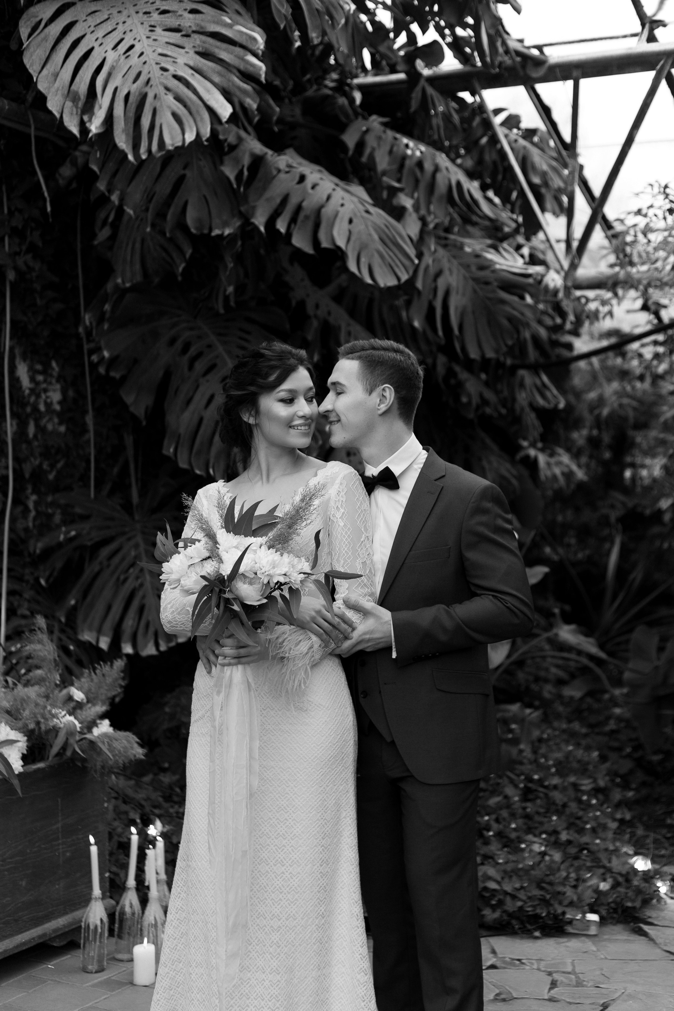 Свадебная фотосессия в оранжерее. Свадебный и семейный фотограф в Волгограде Кристина Иванова