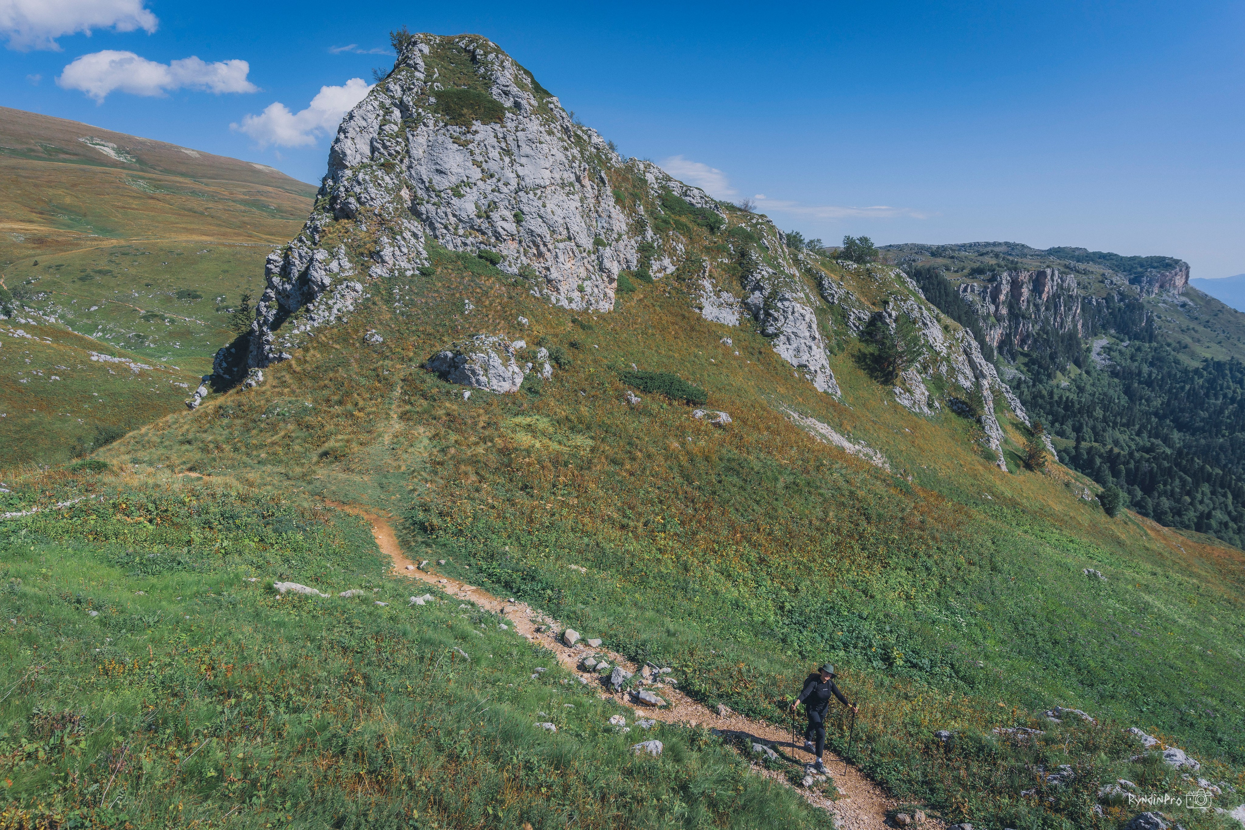 Поход на Оштен с командой Мадьяр 10.09.24. Репортажный фотограф в Краснодаре Рындин Дмитрий