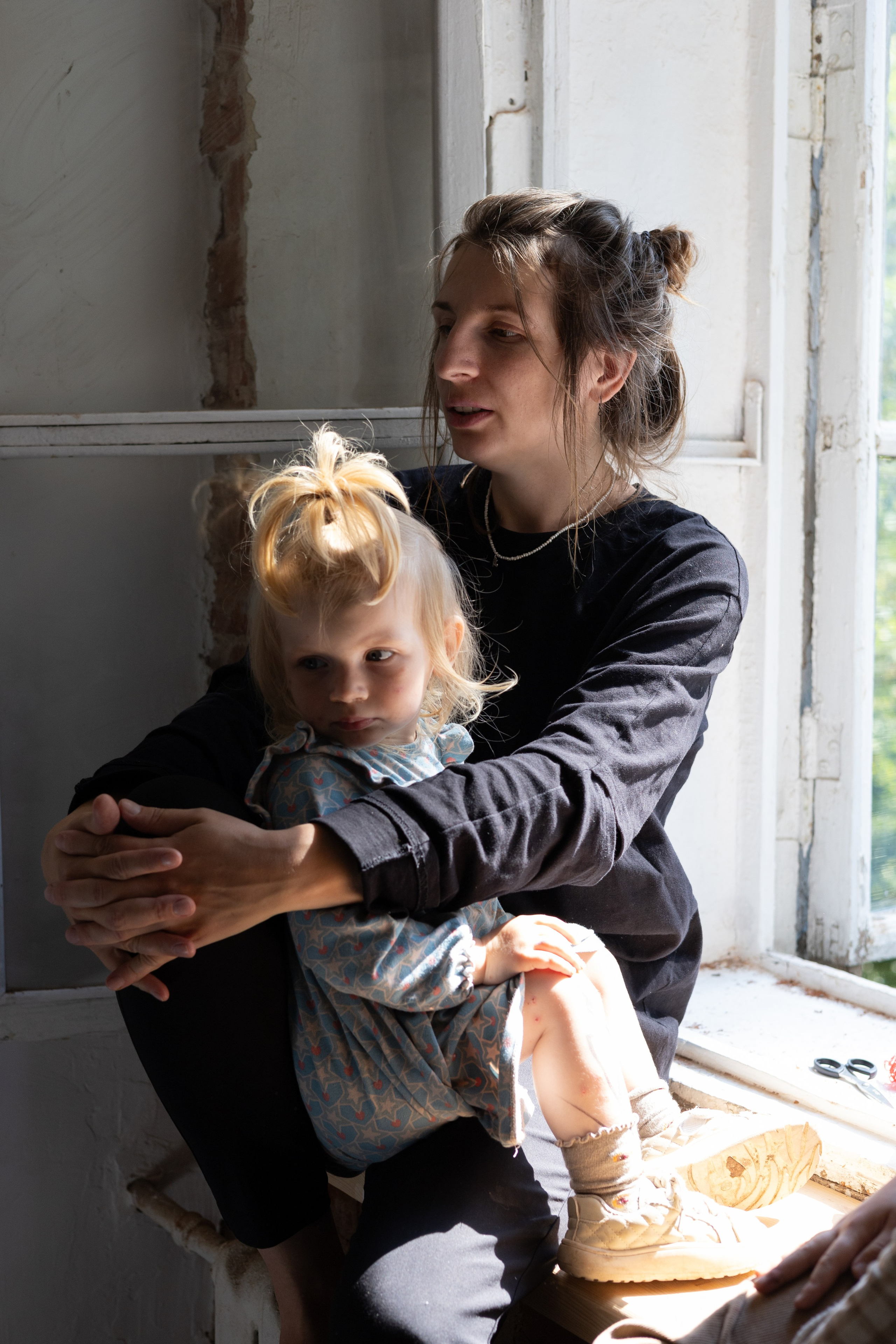 Вера и дети в мастерской. Портрет художника. Марина Лавинская Фотограф из Москвы