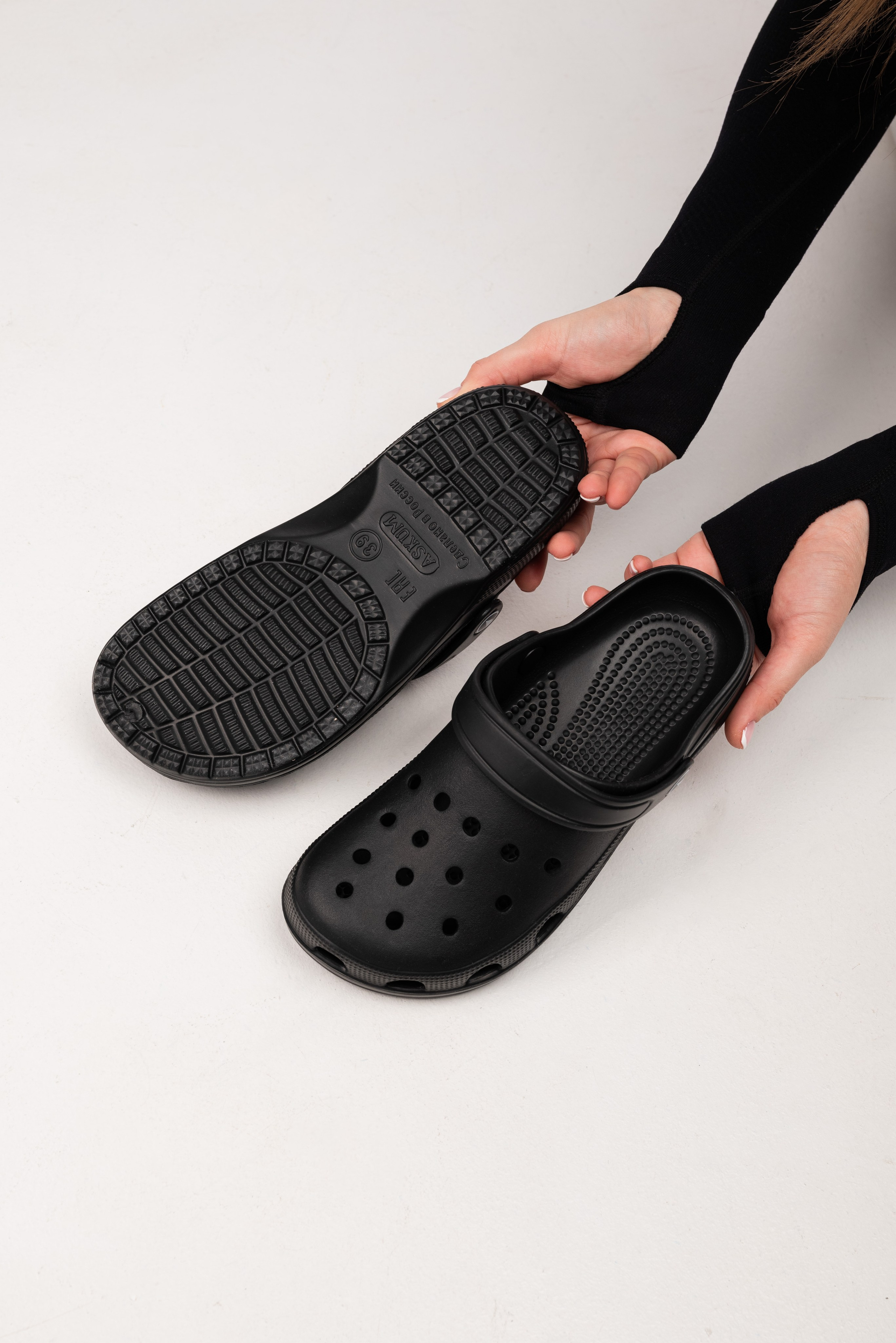 Кроксы. Предметный фотограф, фото для маркетплейсов Пятигорск, КМВ