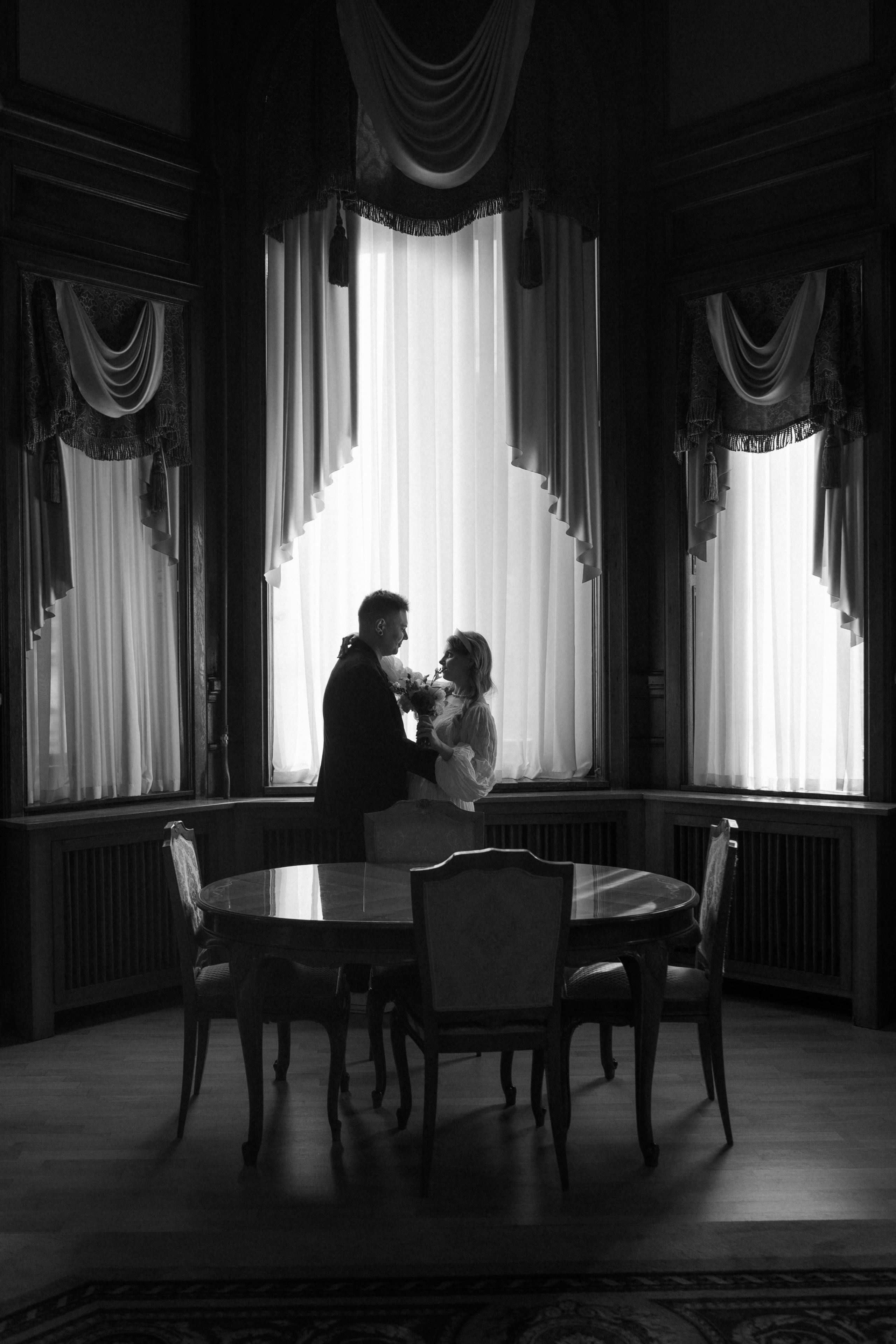 Любовь во 2-м Дворце Бракосочетания. Фотограф в Санкт-Петербурге — Лучина Екатерина