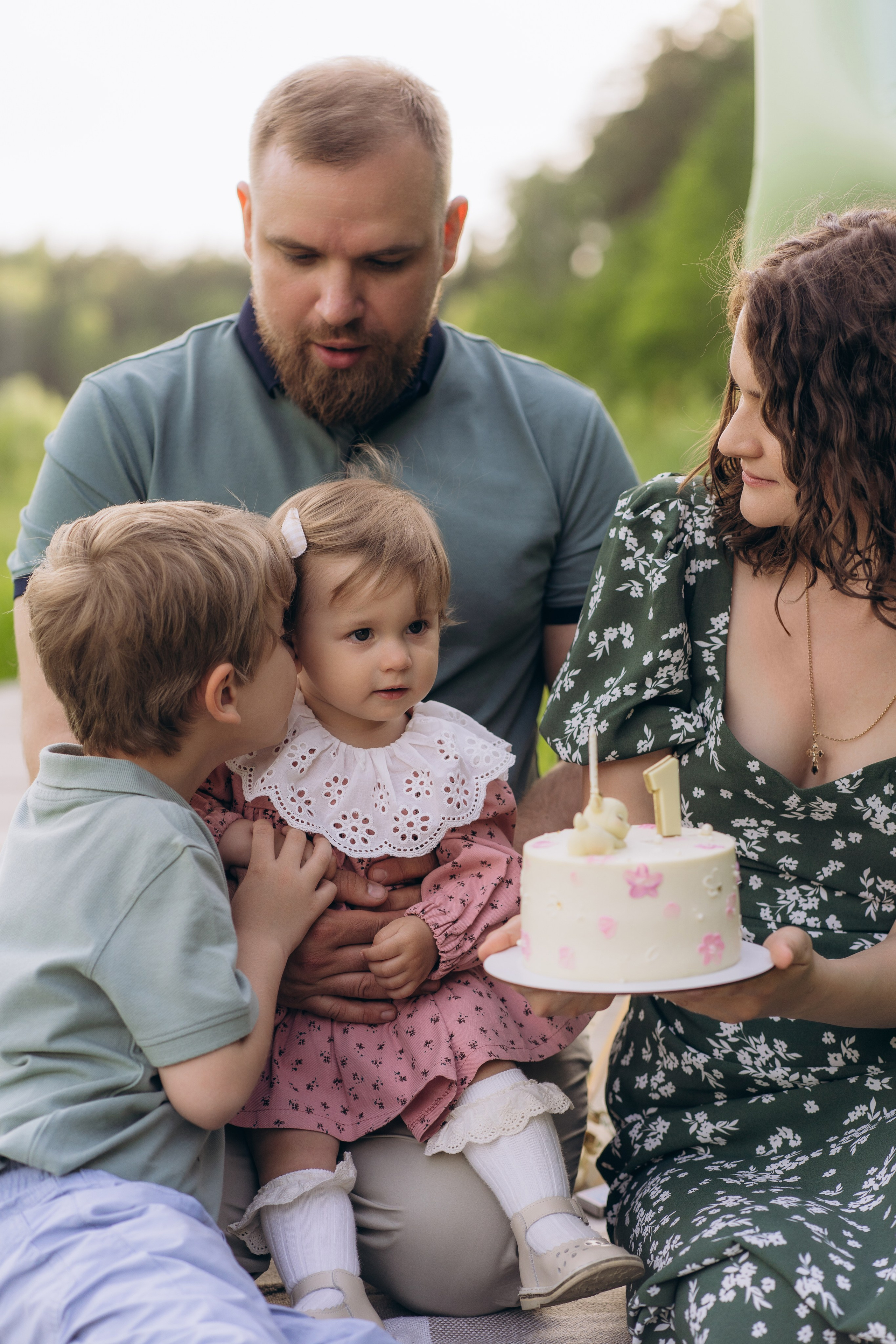Семейная фотосессия в студии в Москве, семейный фотограф Анна Полушина. Свадебный фотограф в Москве Анна Полушина
