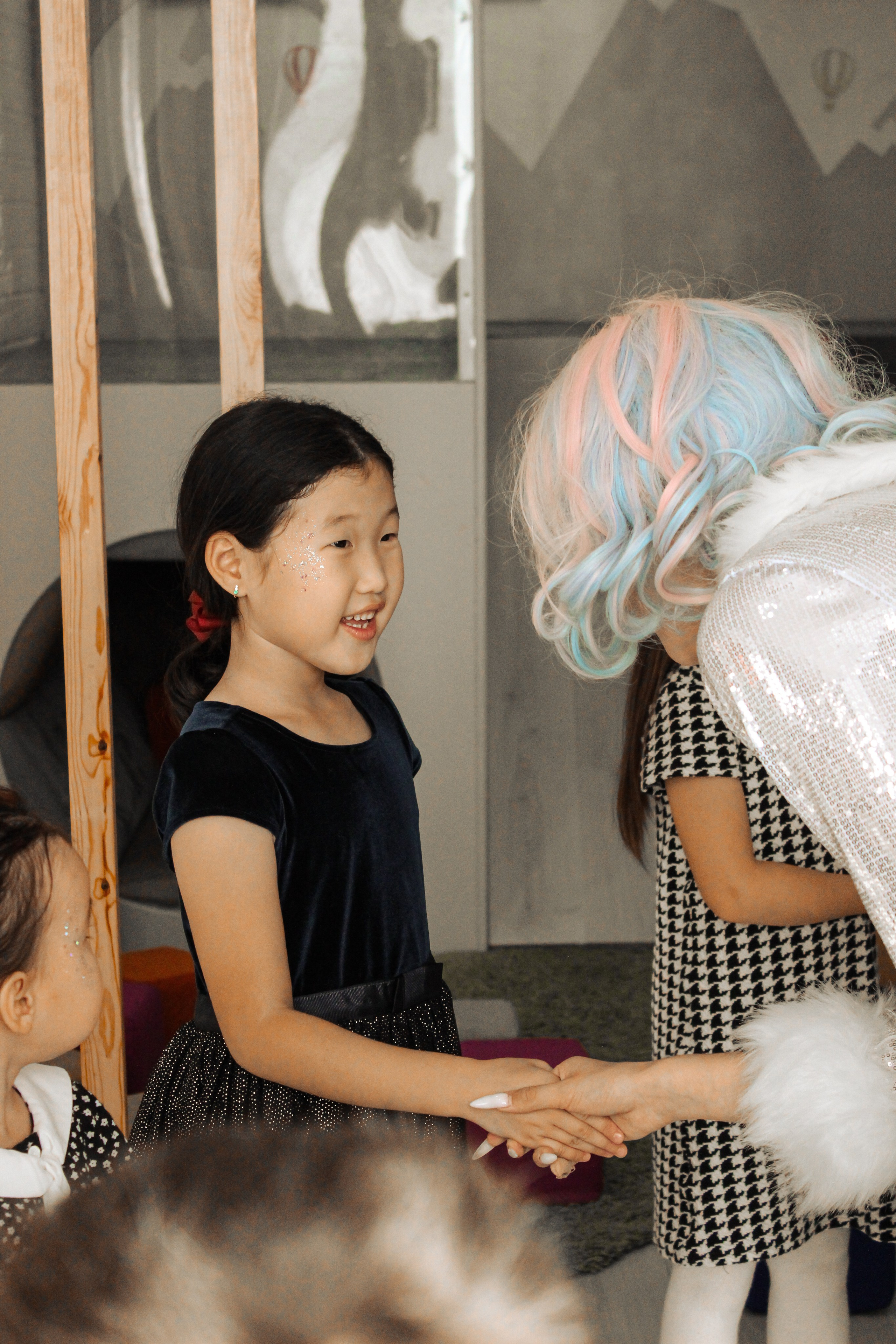 День рождения Элеоноры | Wednesday. Свадебный и Школьный фотограф Улан-Удэ Бурятия Джулия Топоева Выпускные альбомы Фотограф на мероприятие