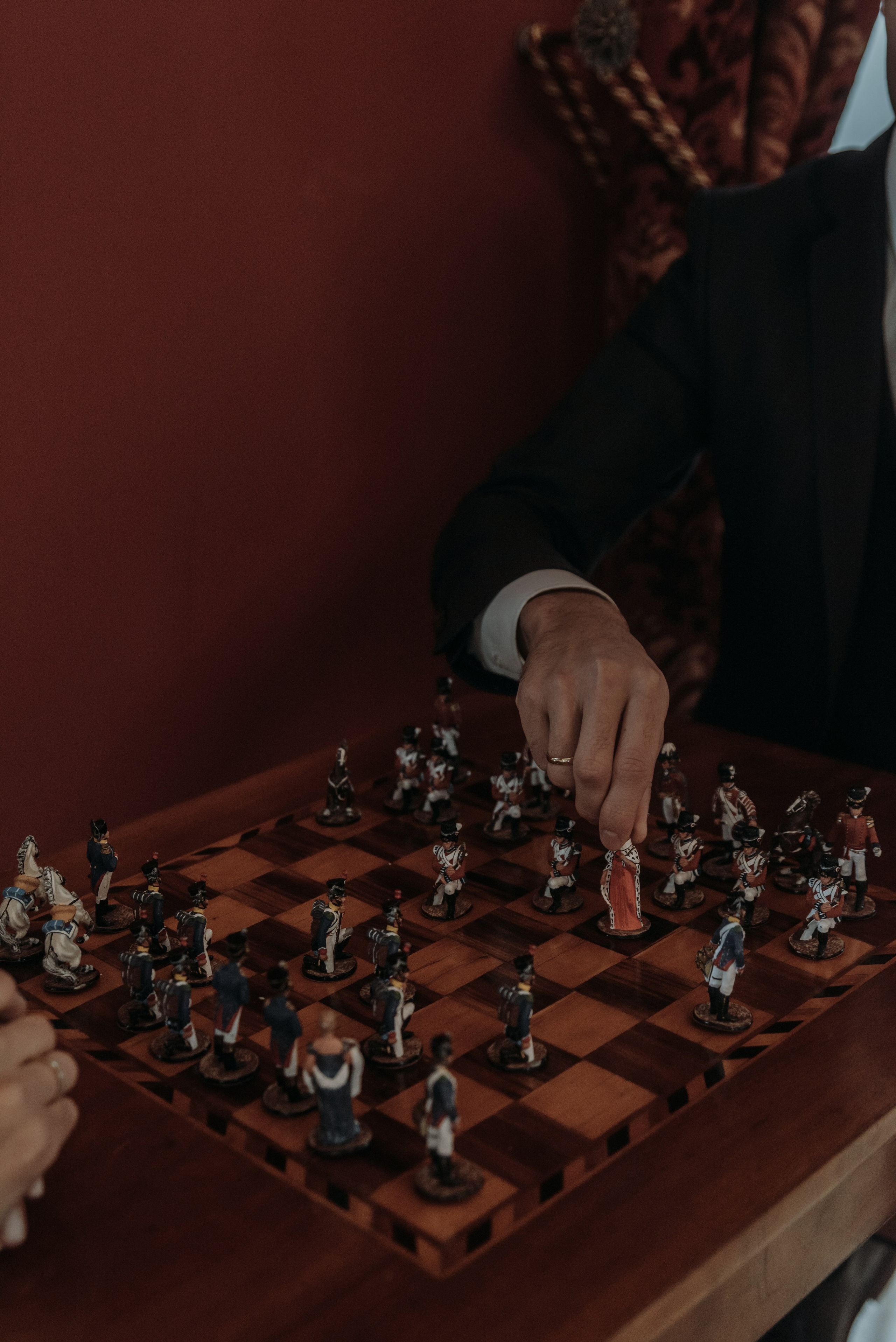 Свадебная фотосессия в Твери в красивой локации в замке в Московской области. Свадебный фотограф в Твери, Москве и Санкт-Петербурге Денисова Екатерина