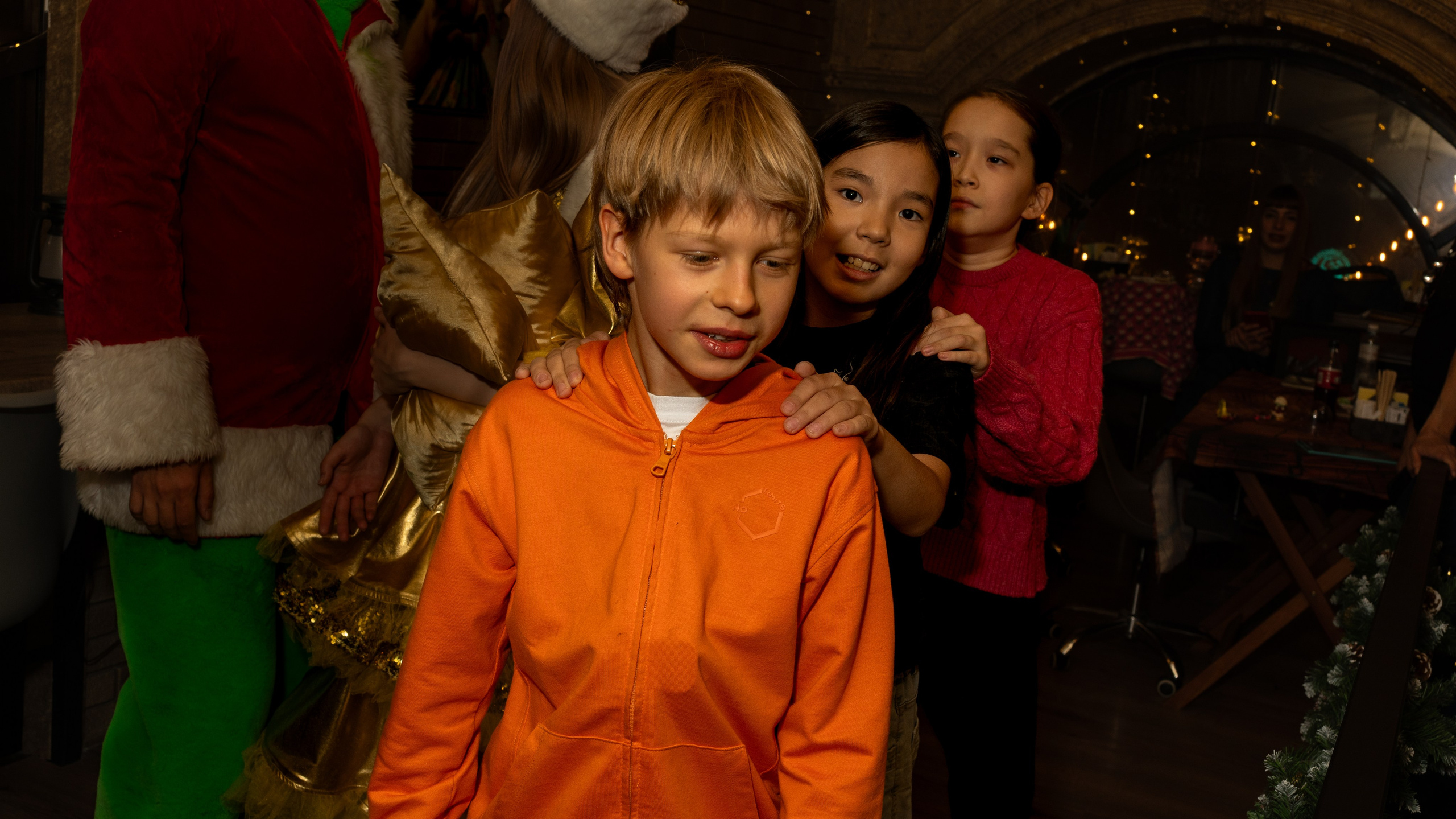 '25 Christmas at KofeBara. Stan Sidel’s Art