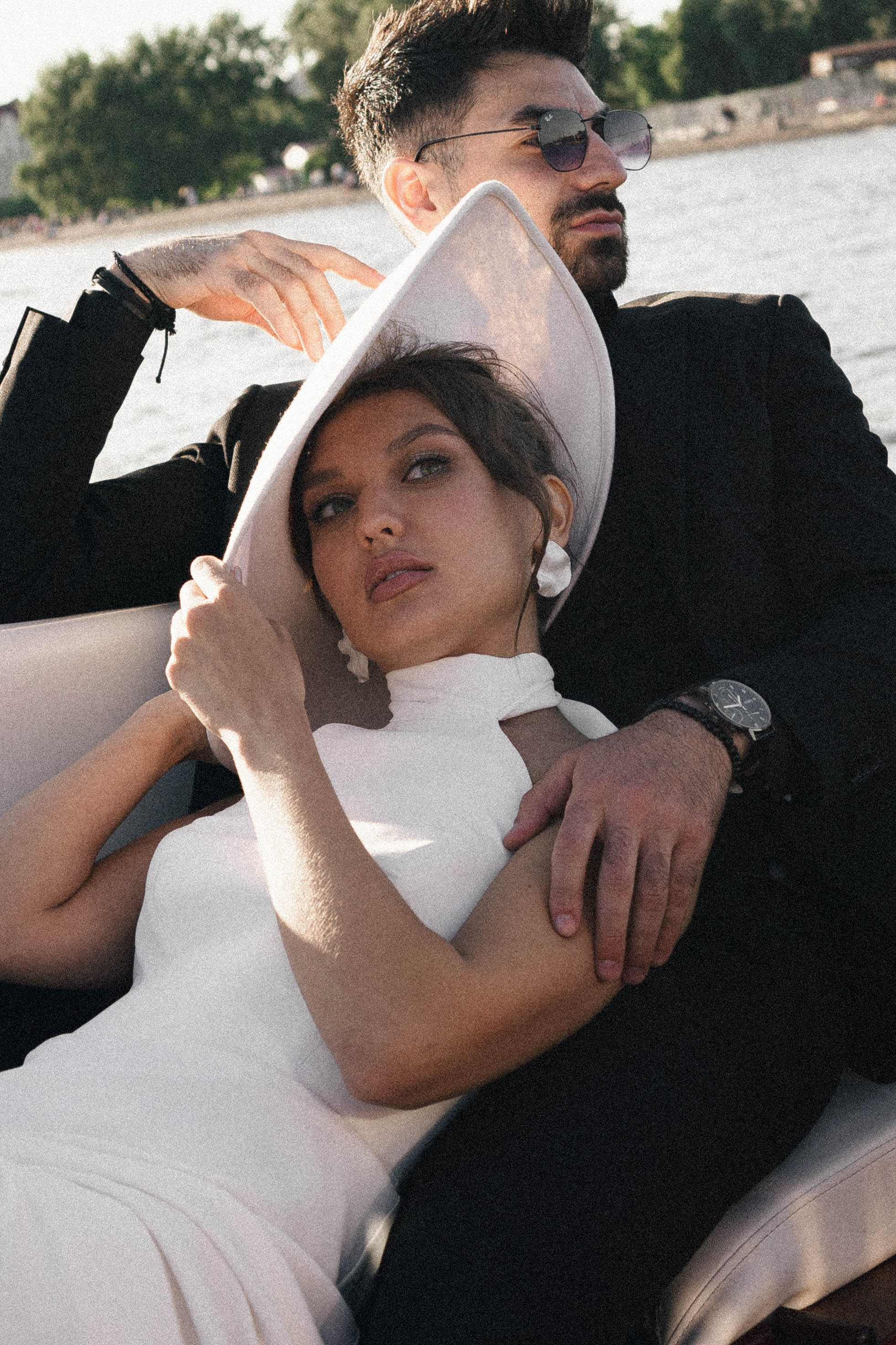 СВАДЕНБНАЯ СЬЕМКА НА КАТЕРЕ ПО КАНАЛАМ САНКТ-ПЕТЕРБУРГА И В АКВАТОРИИ НЕВЫ. Профессиональный фотограф, Санкт-Петербург — Виктория Богомолова