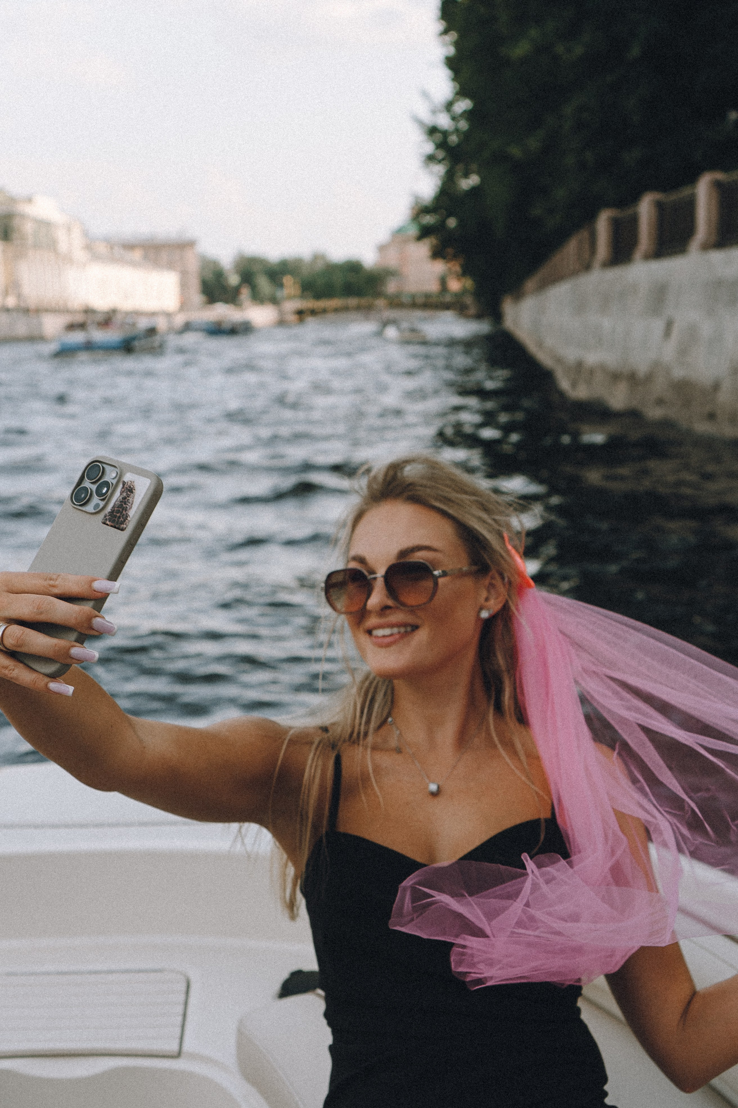 ДЕВИЧНИК НА КАТЕРЕ. Профессиональный фотограф, Санкт-Петербург — Виктория Богомолова