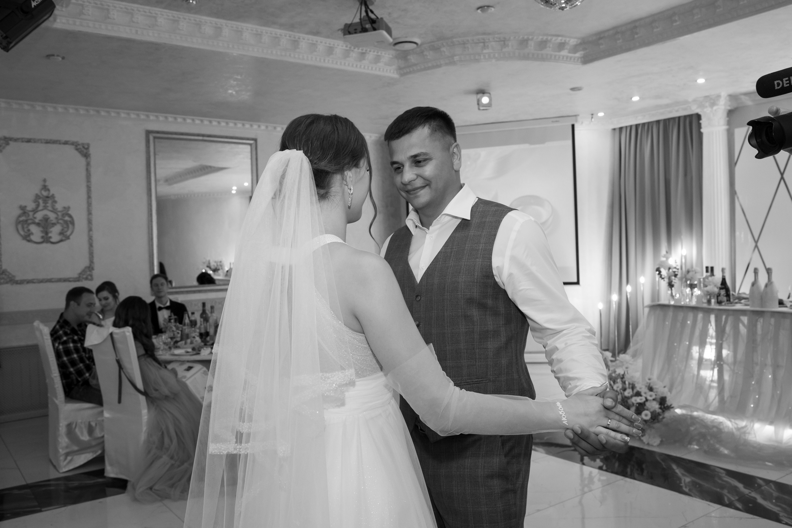 ЗАГС Бутово и Остафьево. Свадебный и репортажный фотограф (Москва, Королев и другие)