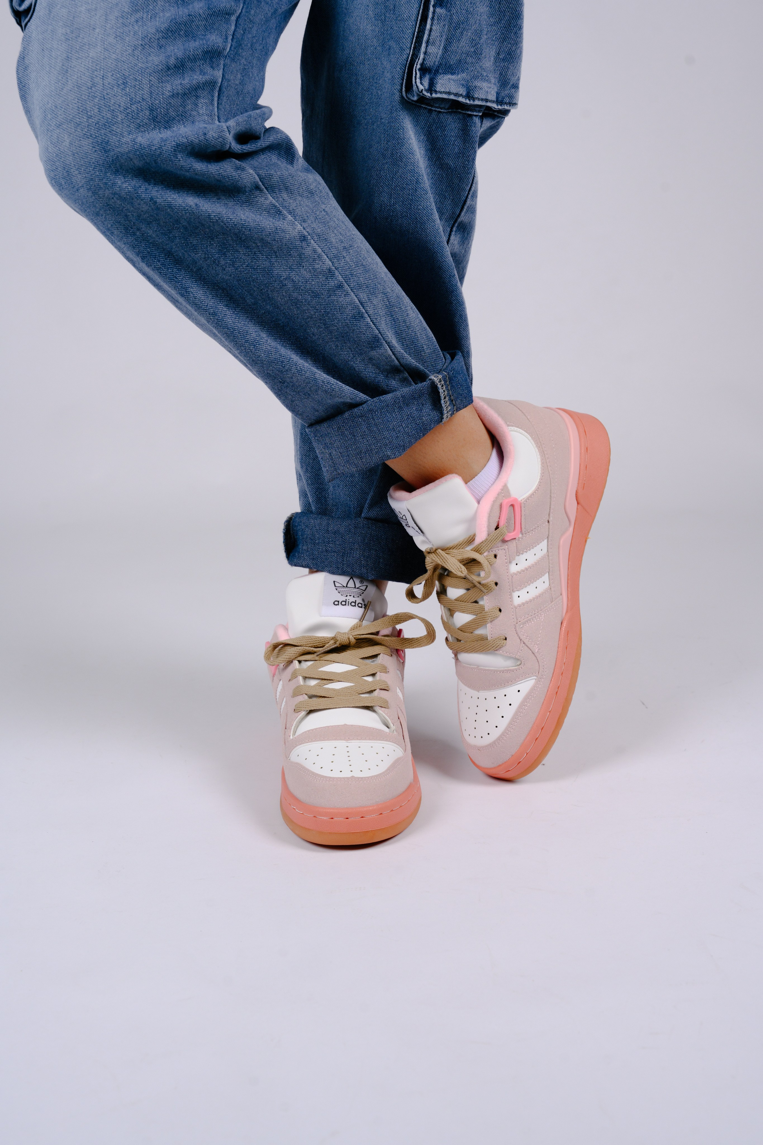 Кроссовки для wb. Фотограф в Красноярске