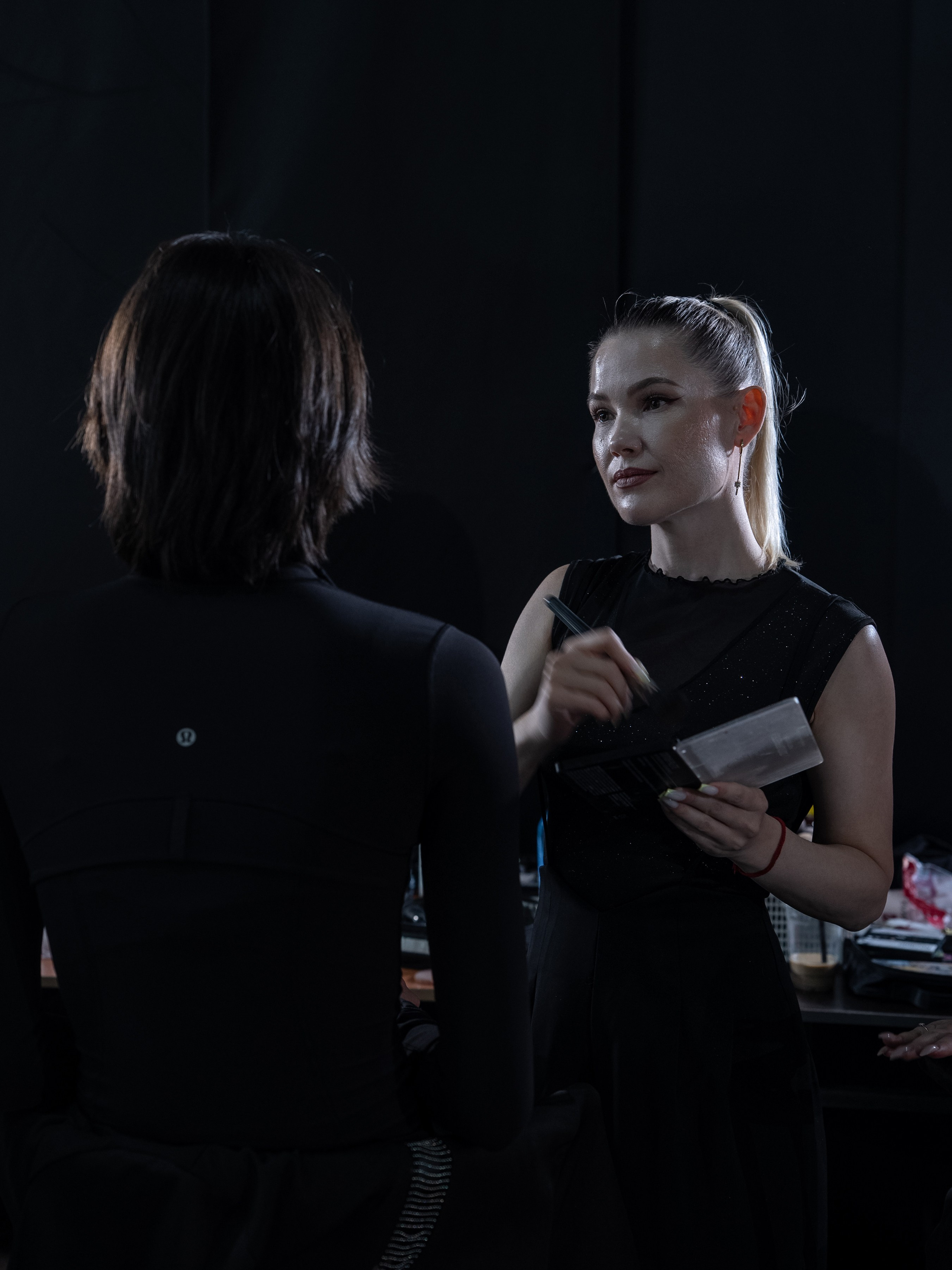 Visa Fashion Week Almaty Pre-Fall 2026 April Backstage Day 2. Сайт Алматинского НЮ АРТ, будуар и фэшн фотографа Дениса Карпенко