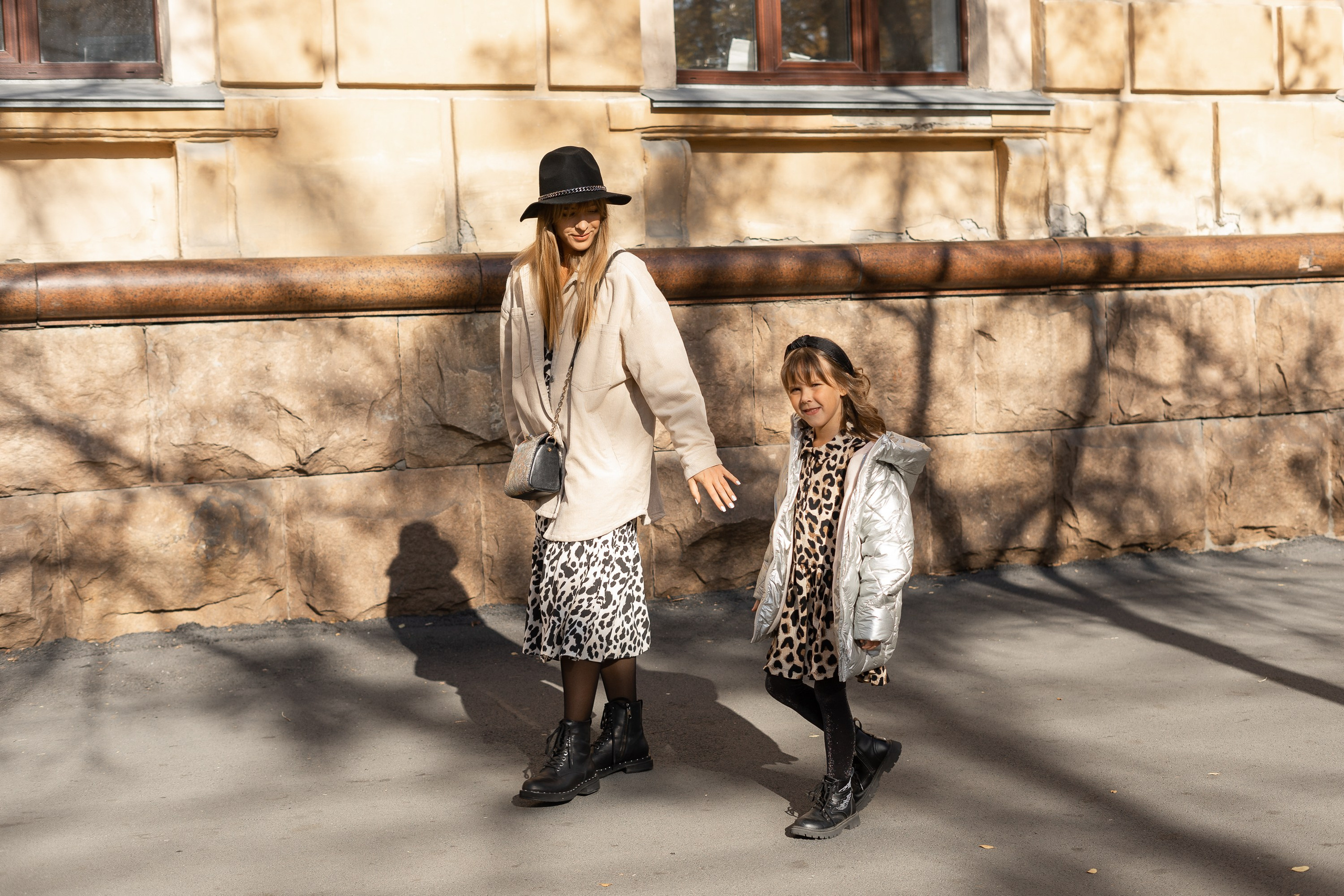 Ксения и Милана. Осенний город. Эстетичная фото- и видеосъёмка Ирина Арсентьева. Челябинск и весь мир