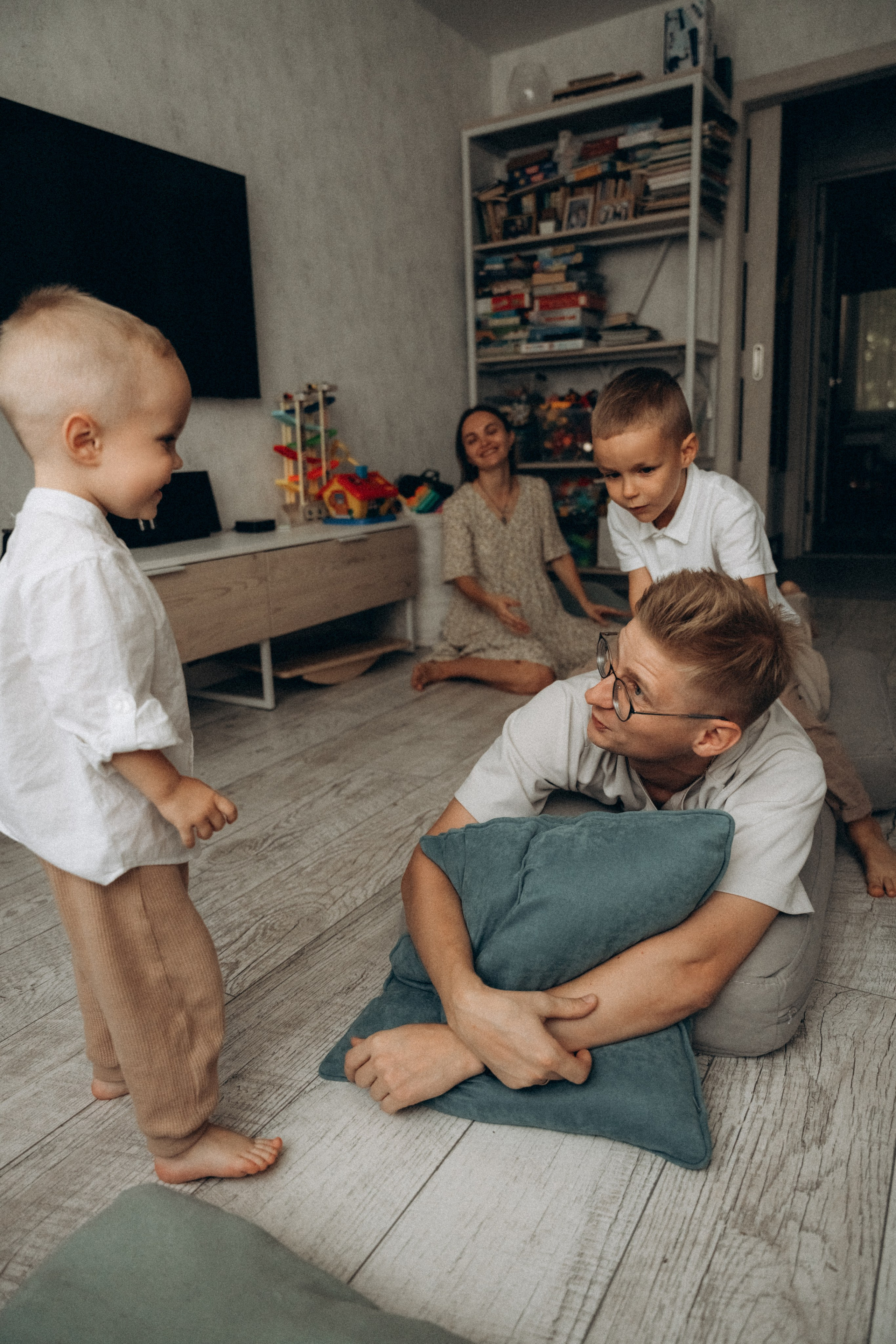 Вика, Сергей, Ян и Сава. Фотограф Мария Миллс | Минск