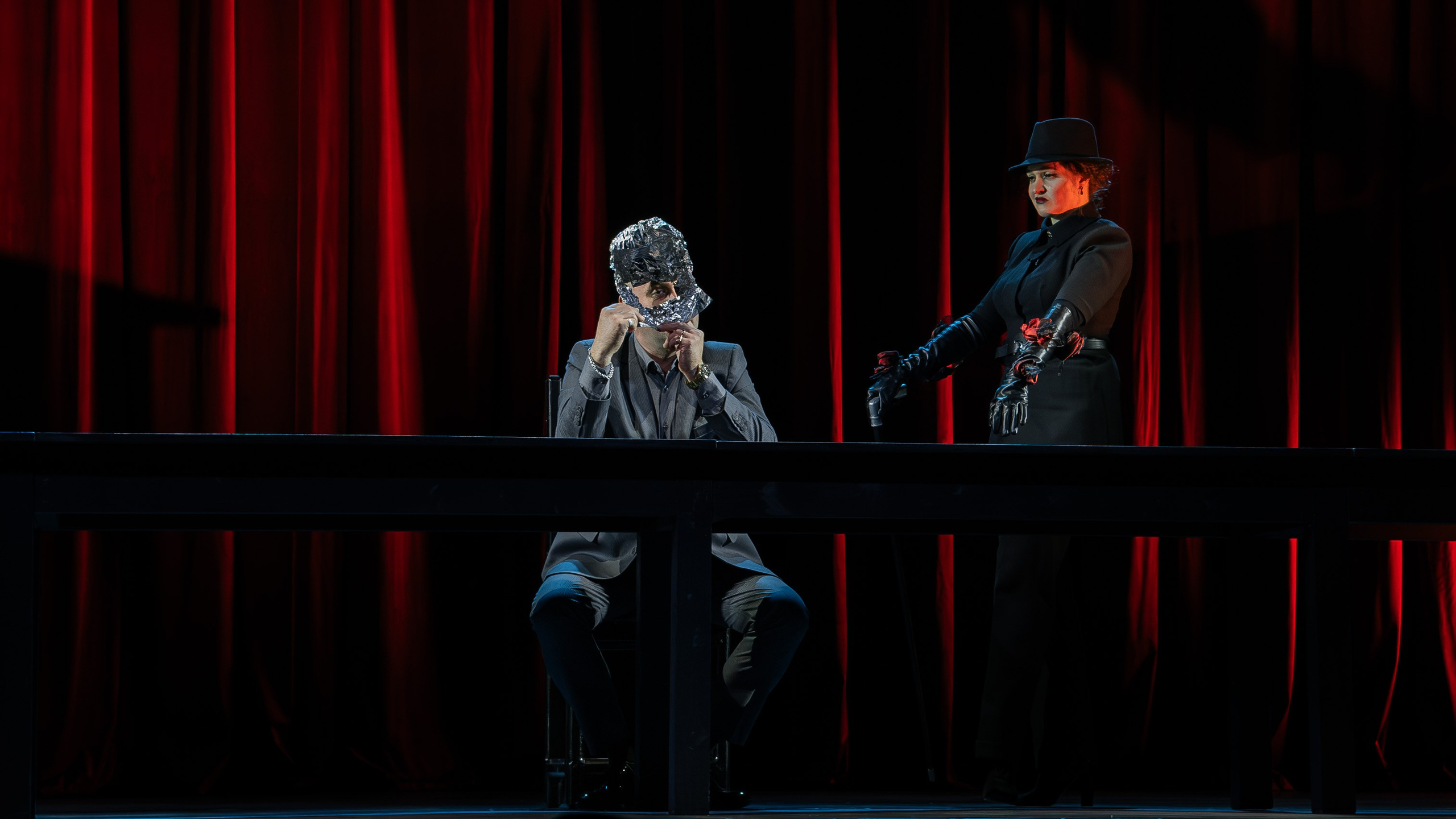 Театр Юного Зрителя «Маленькие трагедии». Фотограф Марк Файзулин