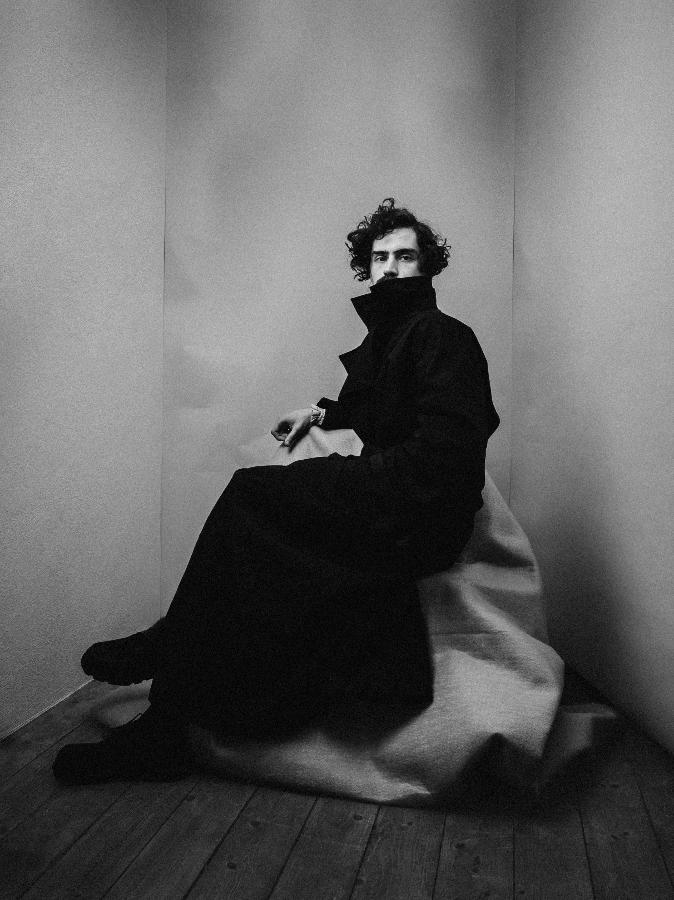 Имитация и копирование стиля Ирвина Пенна в рамках съёмок для Артмастерс 2025. Commercial photographer | Anton Ermakov