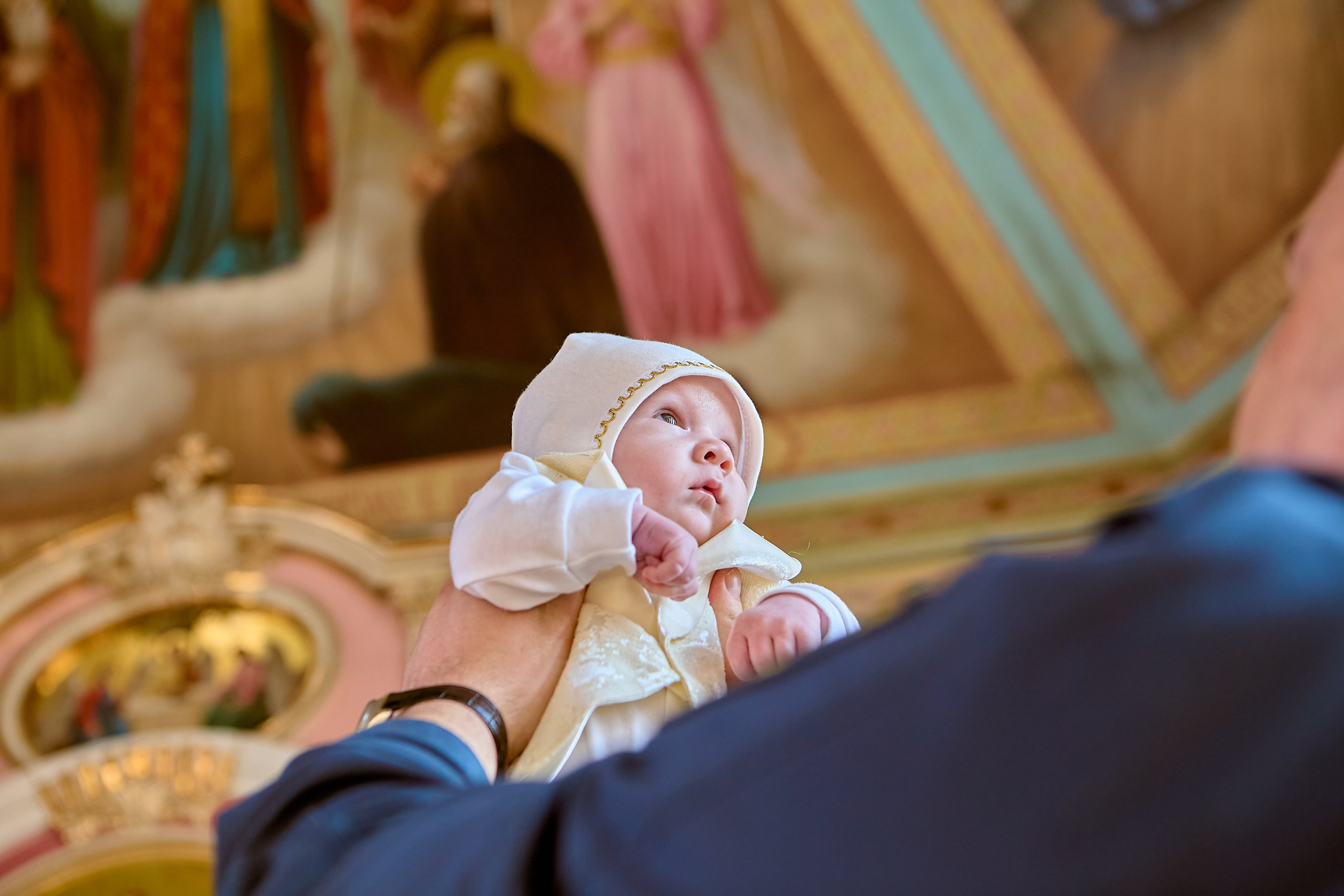 В объятиях Православный портретный фотограф г. Дзержинск, Фотограф на Крещение и венчание в Дзержинске.