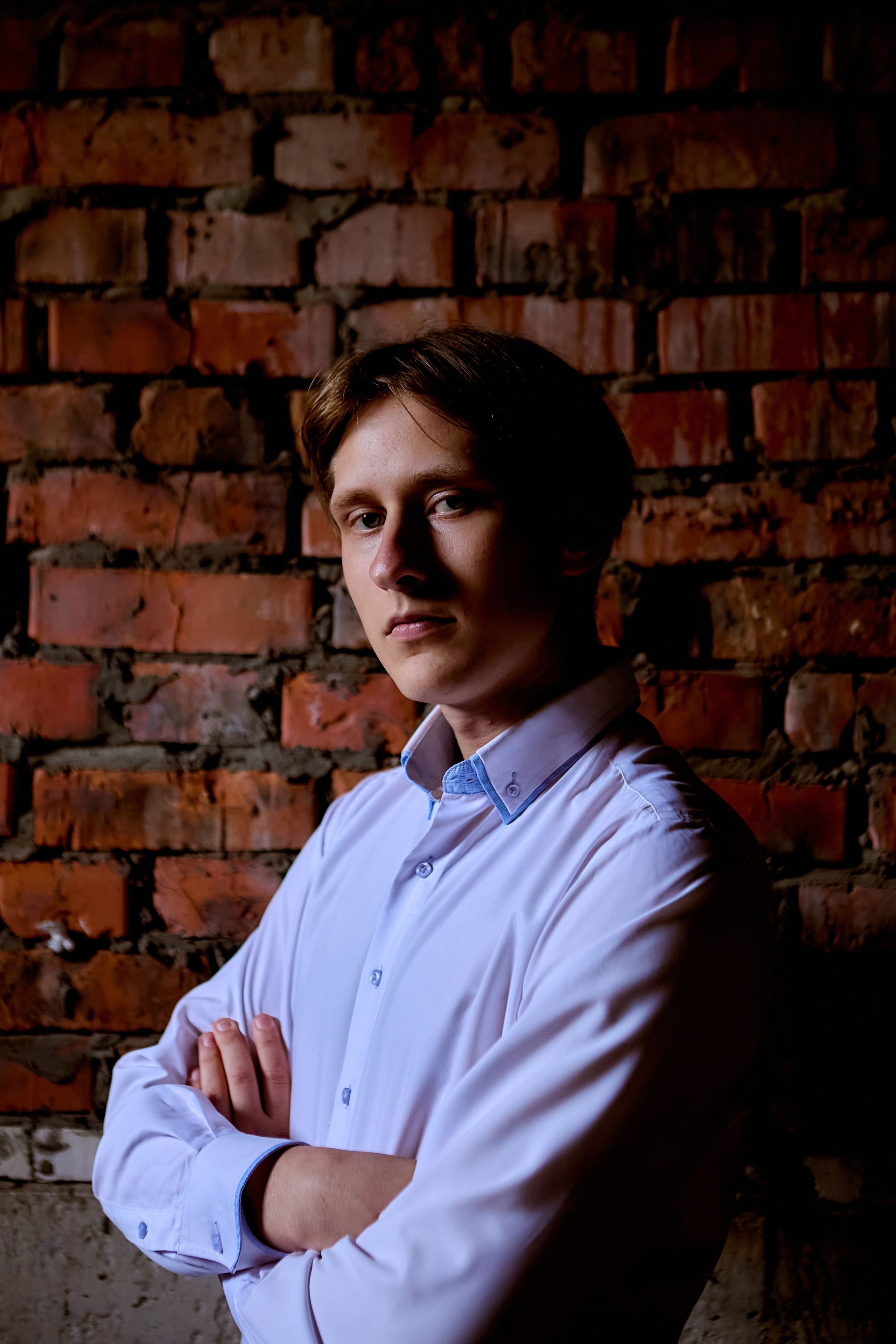 В деловом стиле в заброшенном здании автор фото фотограф из г. Дзержинска Николай Голованов