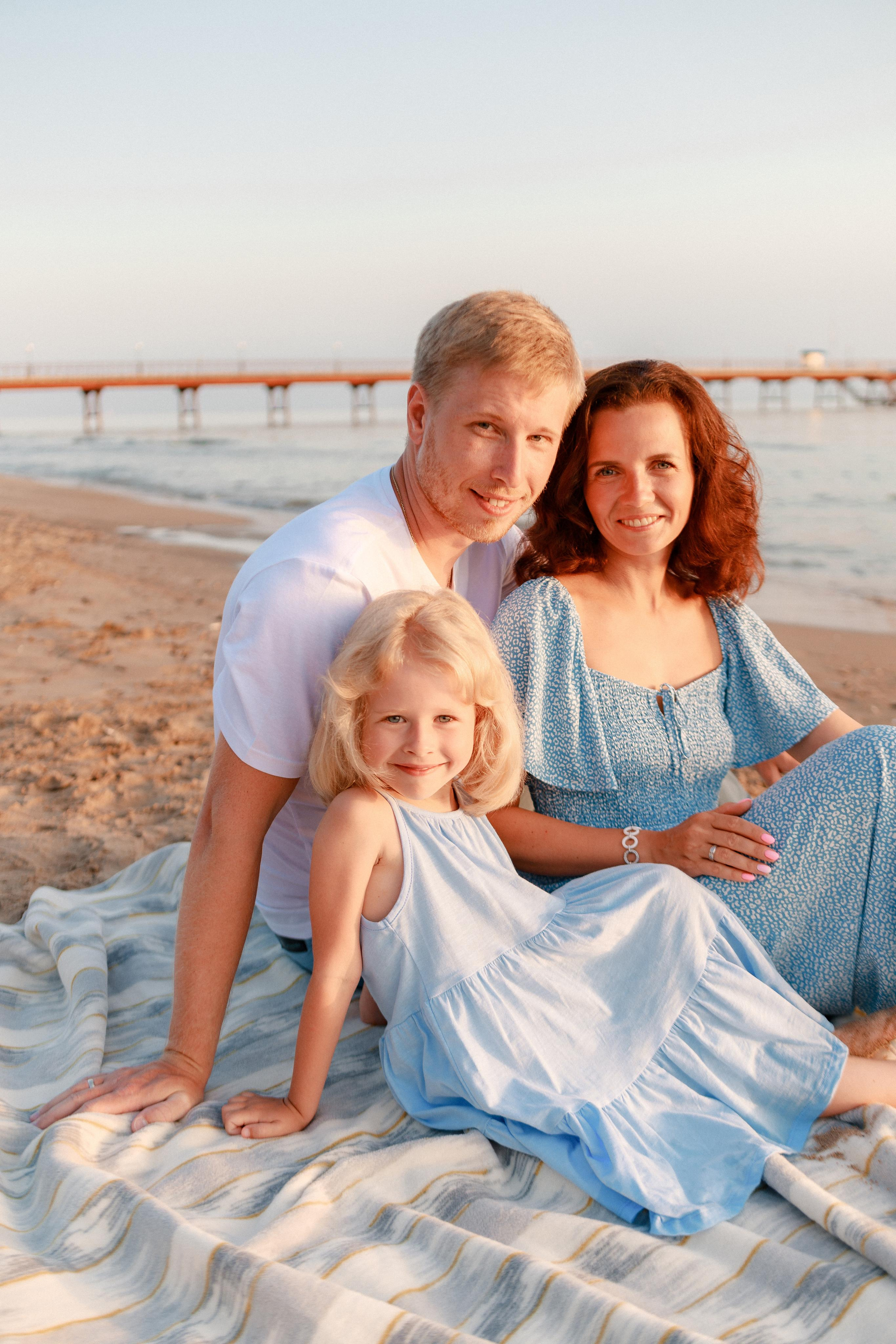 Леонид, Юлия и Сонечка