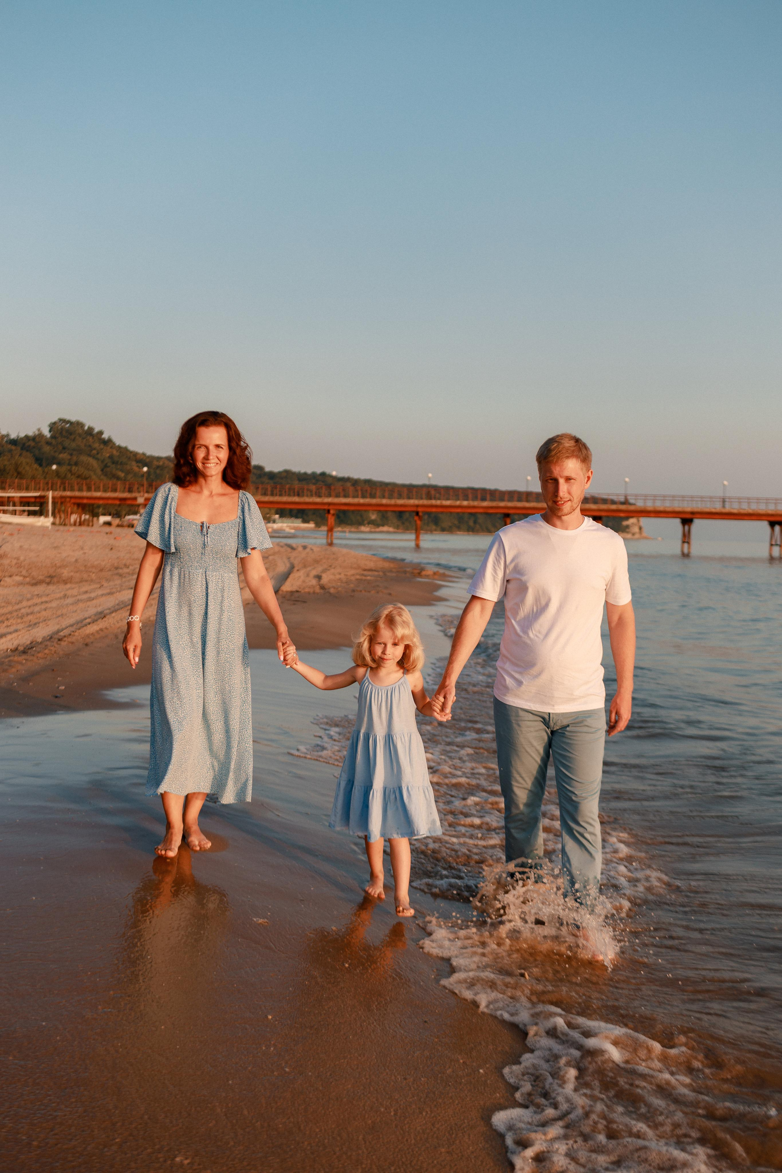 Леонид, Юлия и Сонечка