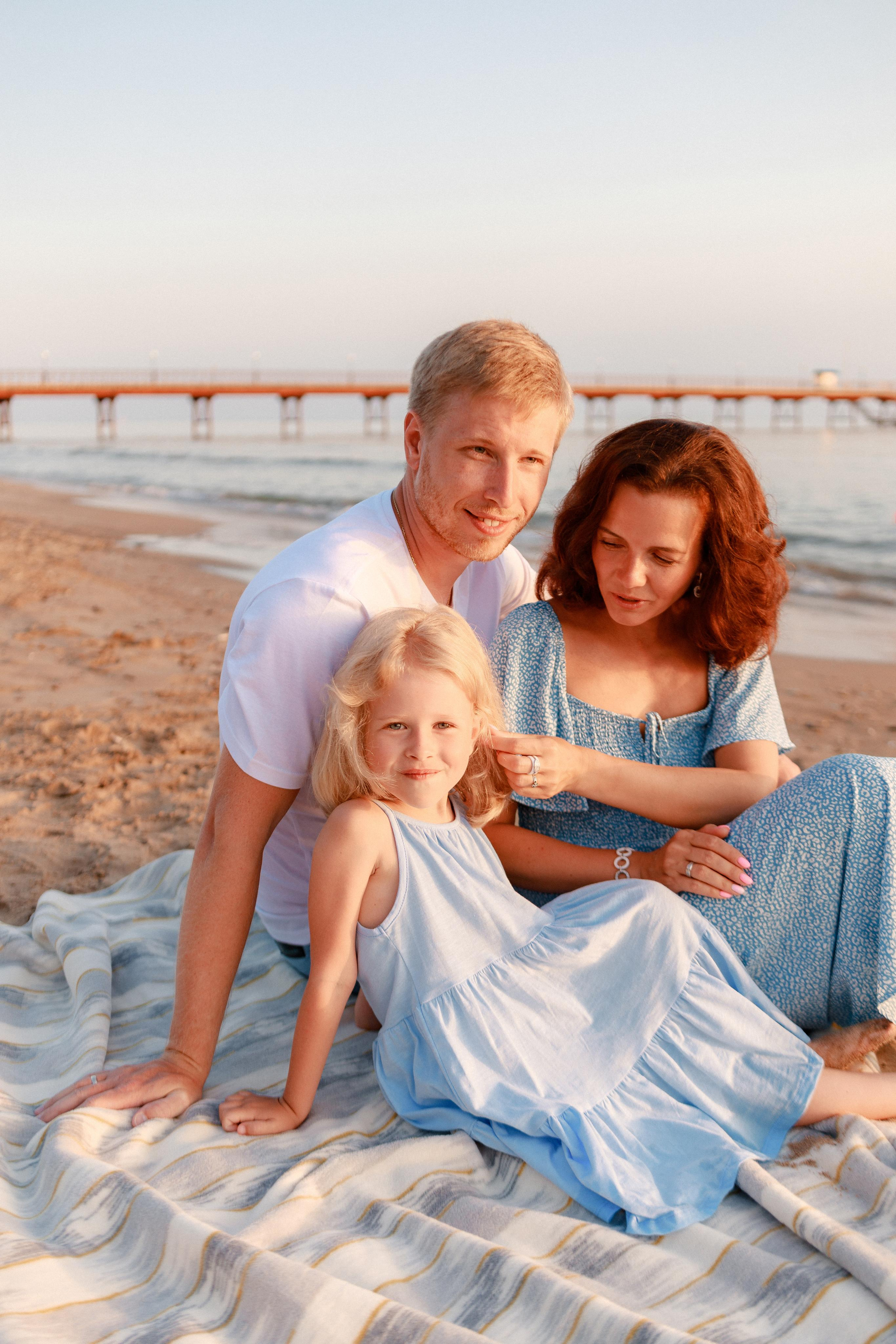 Леонид, Юлия и Сонечка