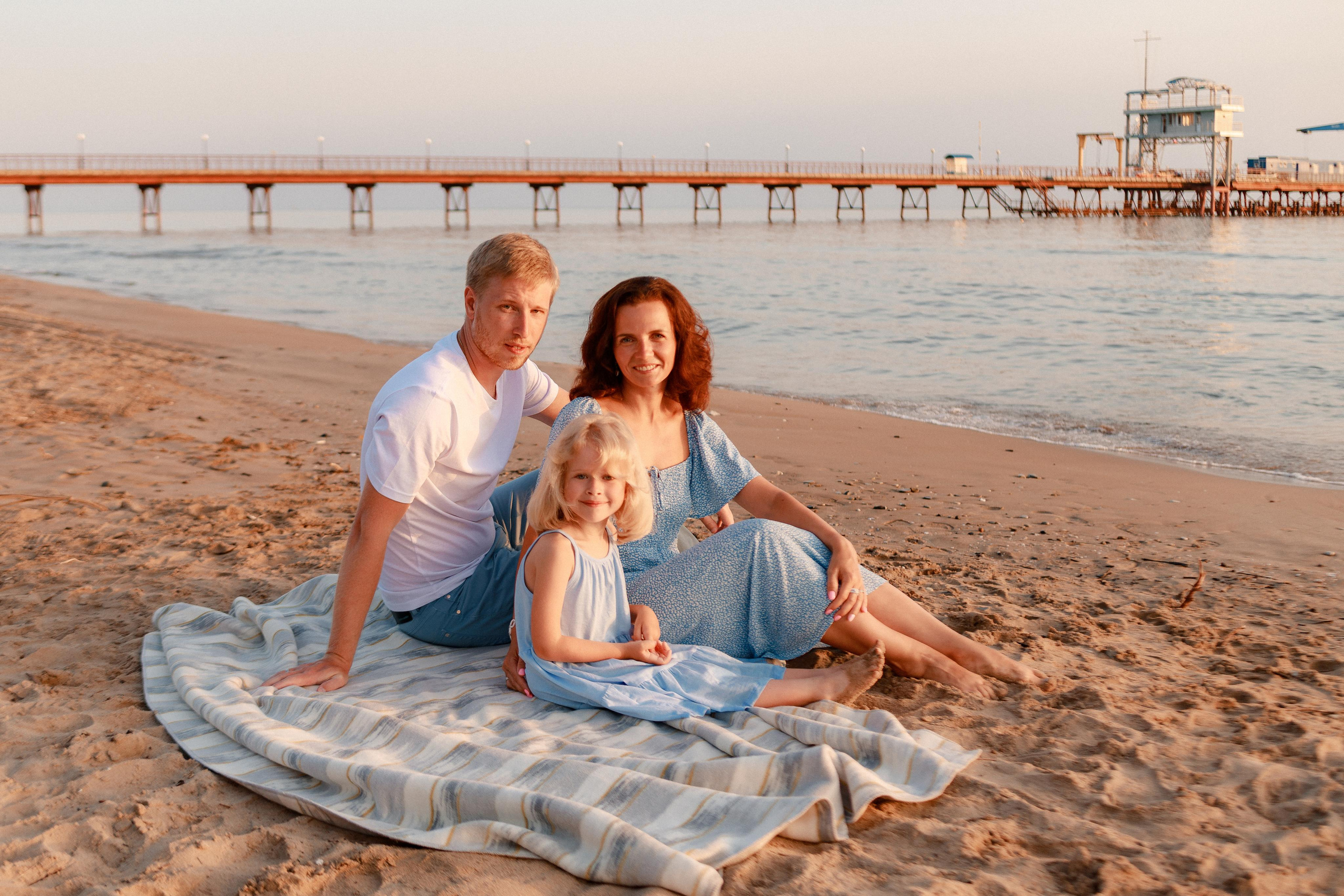 Леонид, Юлия и Сонечка